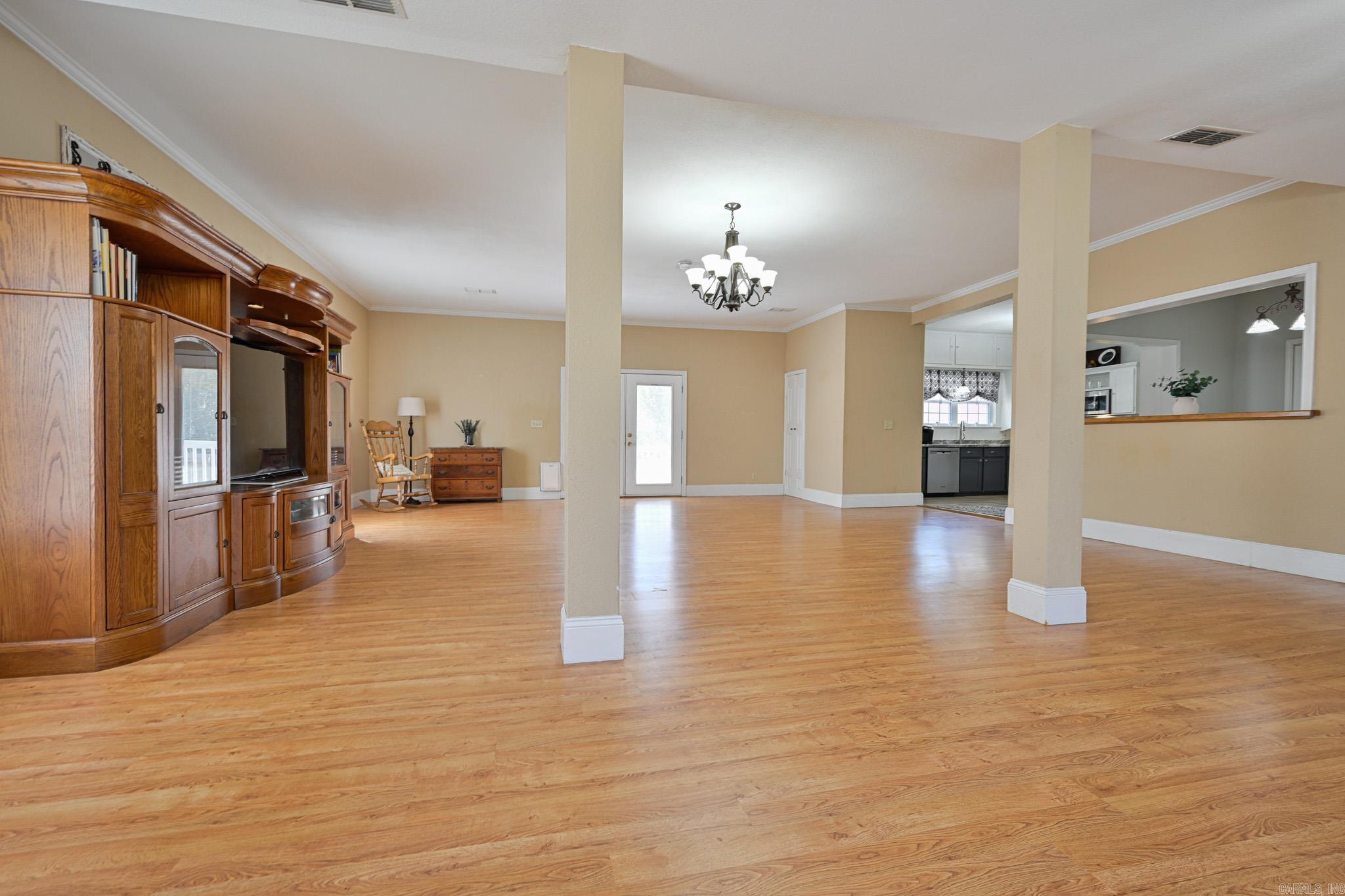Mena Original - Residential