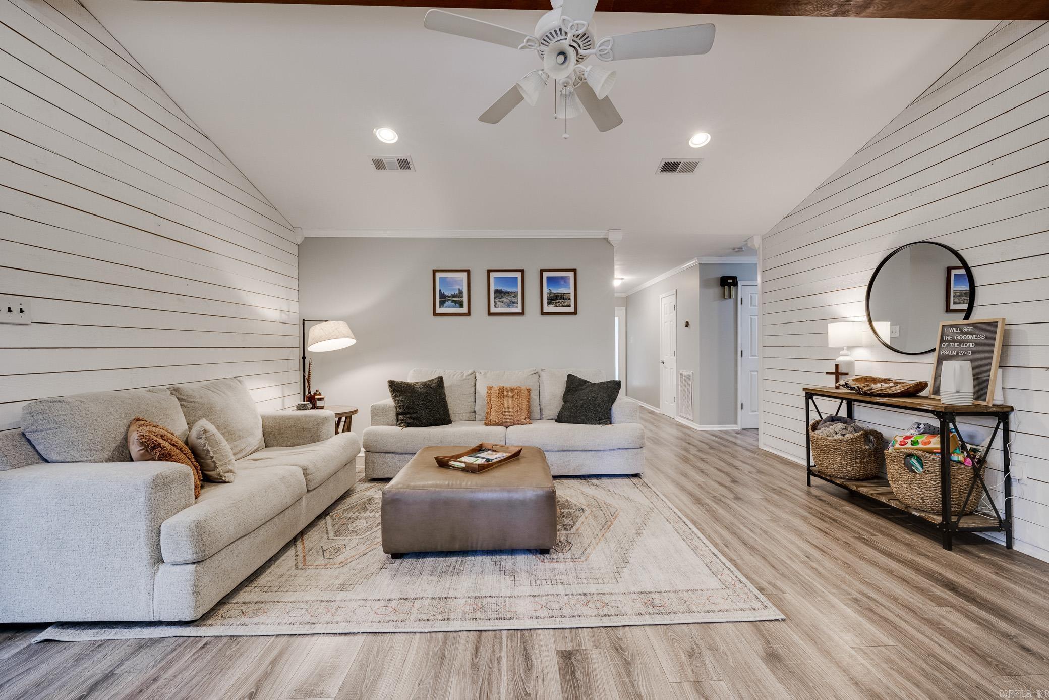 BAINBRIDGE - Residential