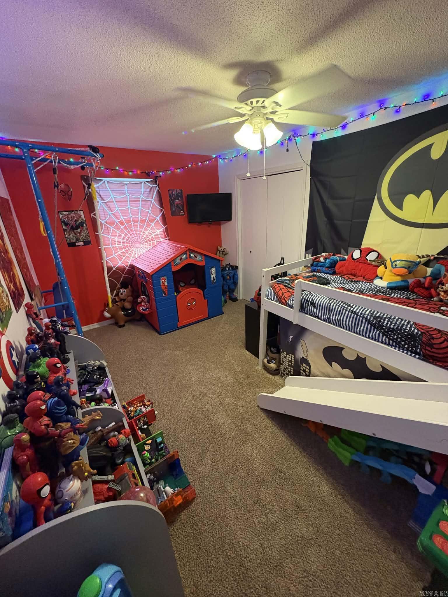 CHELSEA GLADE - Residential