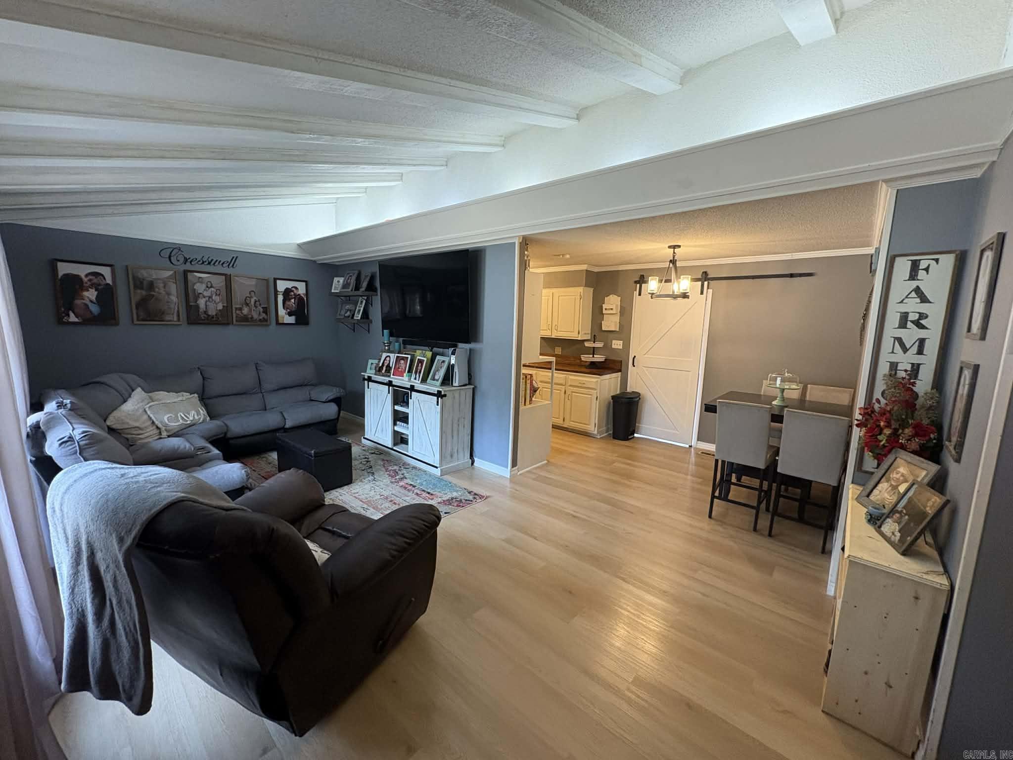 CHELSEA GLADE - Residential