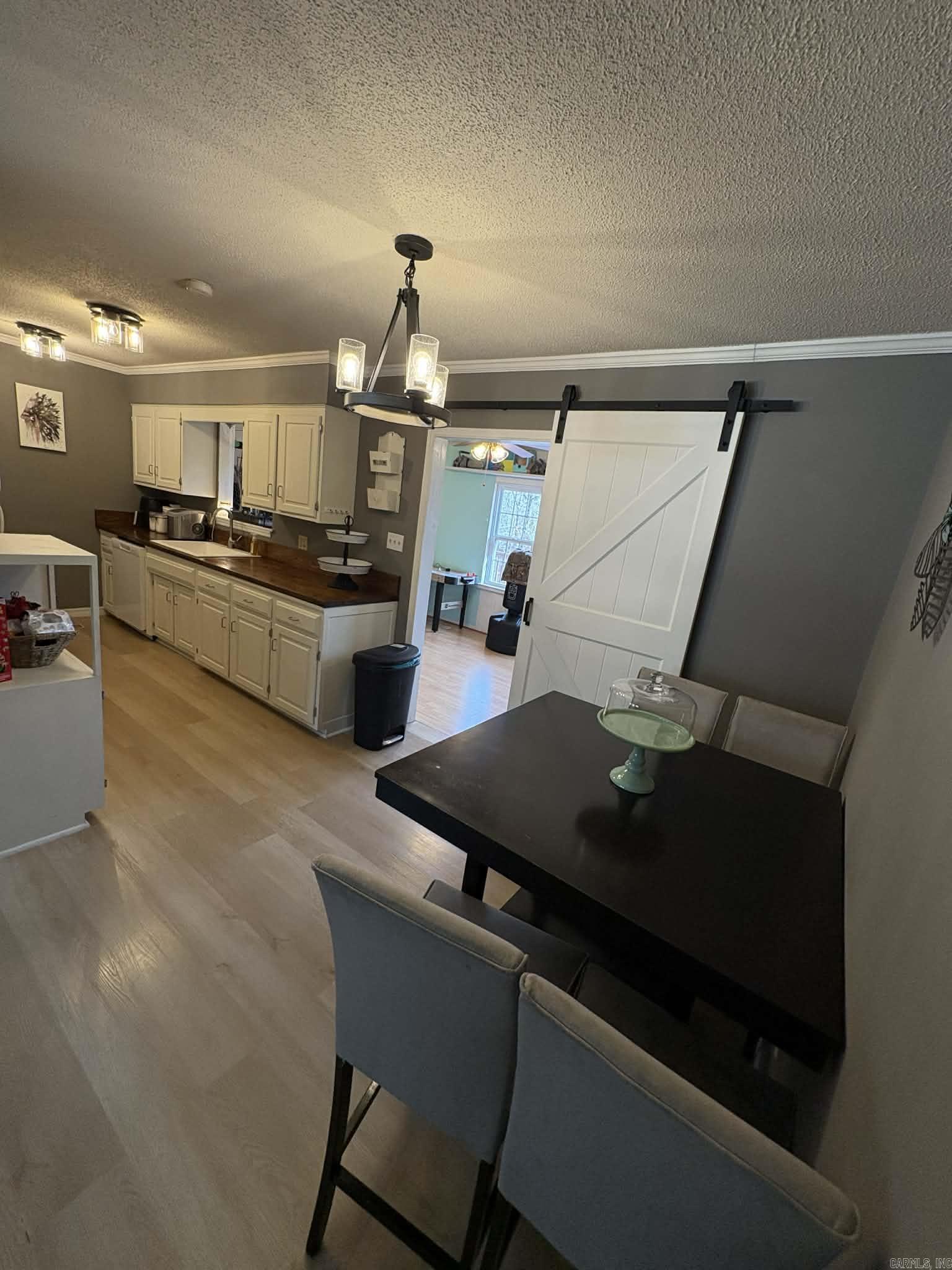 CHELSEA GLADE - Residential