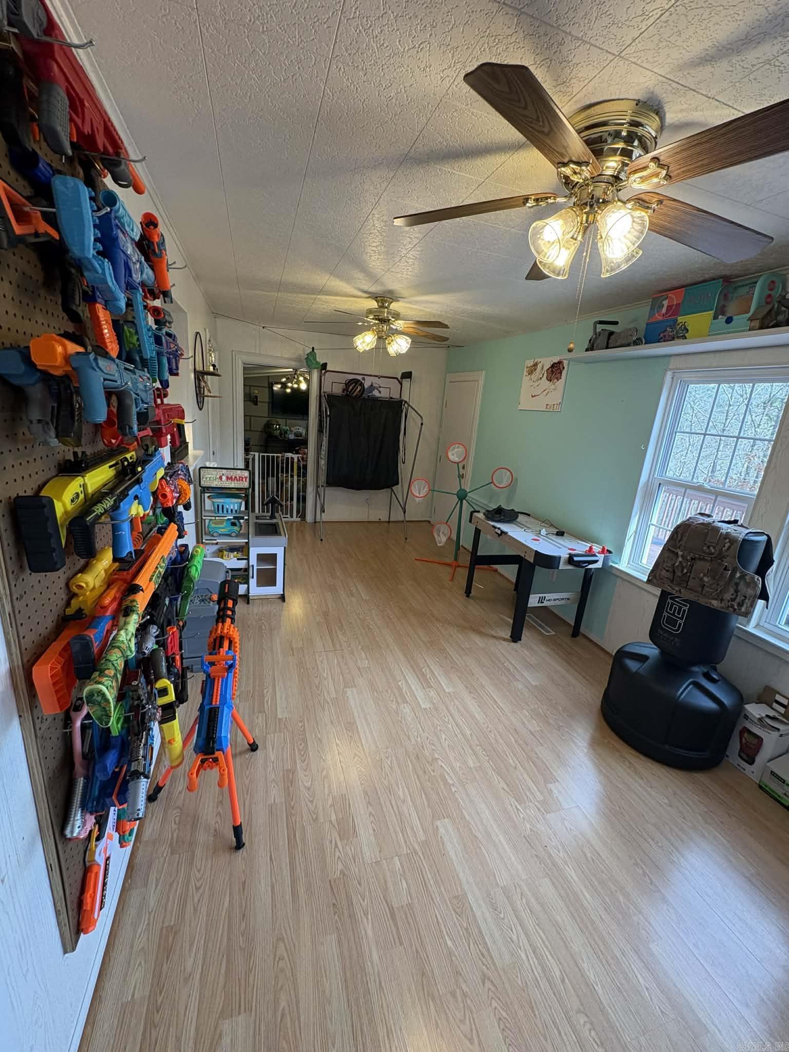 CHELSEA GLADE - Residential