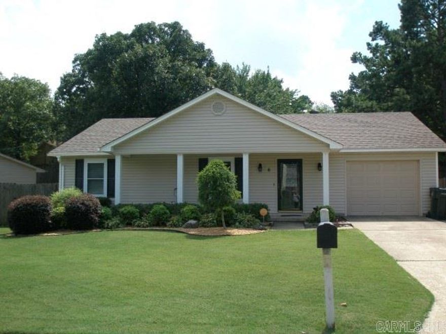 Super clean, loaded with updates, Entergy energy assessment keeps utilities low. Beautifully landscaped lot with multi tiered deck and fire pit area for outdoor entertaining. Roof new 2009~30 year architectural shingles, new pest contract with Terminex, all new siding, new windows with lifetime warranty.  See long list of new features under online documents. Home is move-in ready.