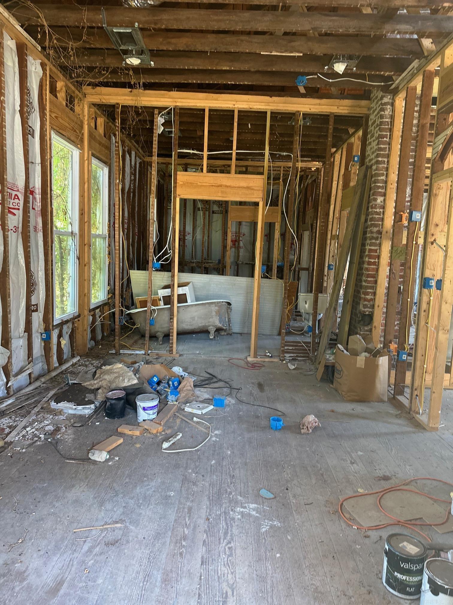 Weldon E Wrights - Residential