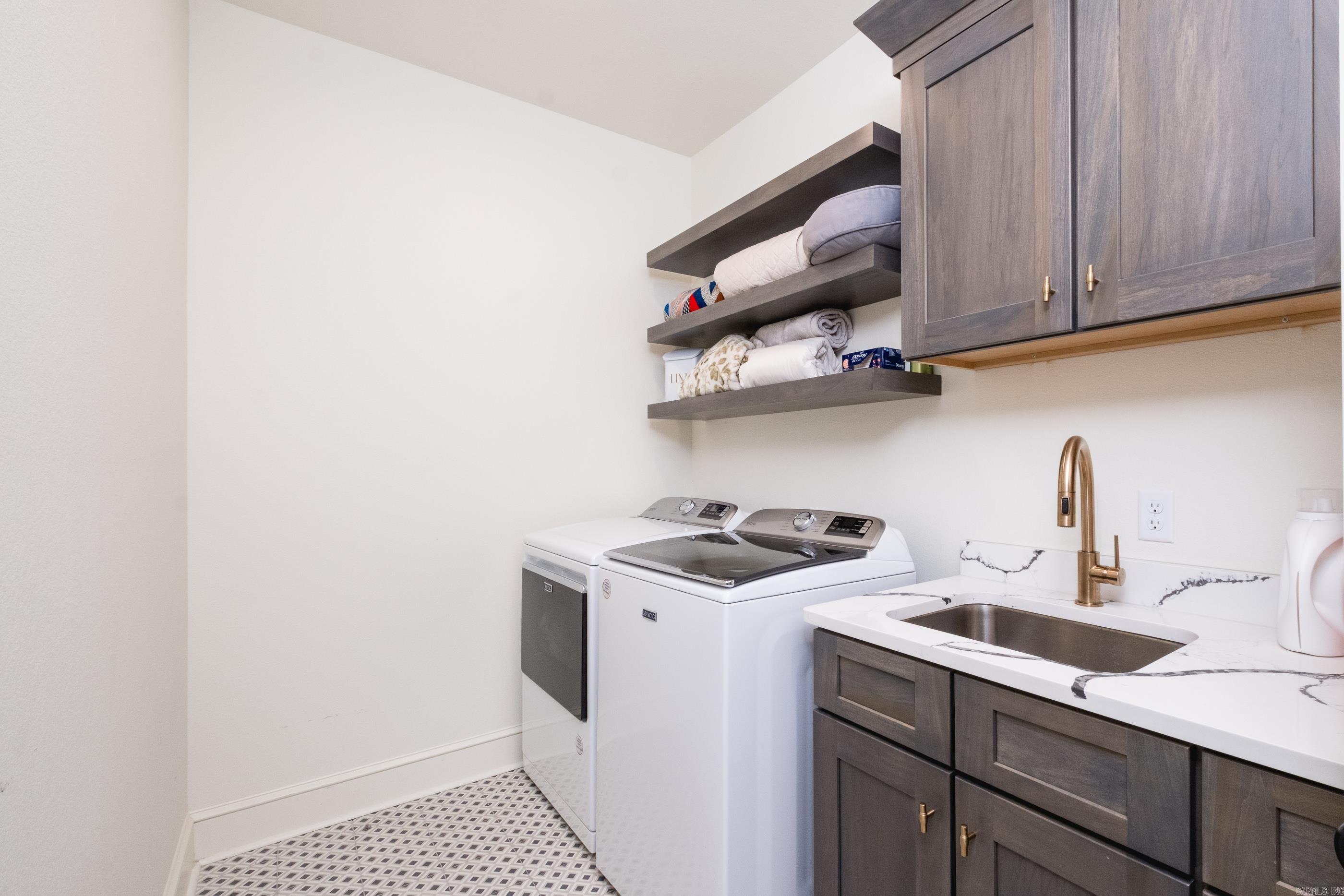 WATERVIEW ESTATES - Residential