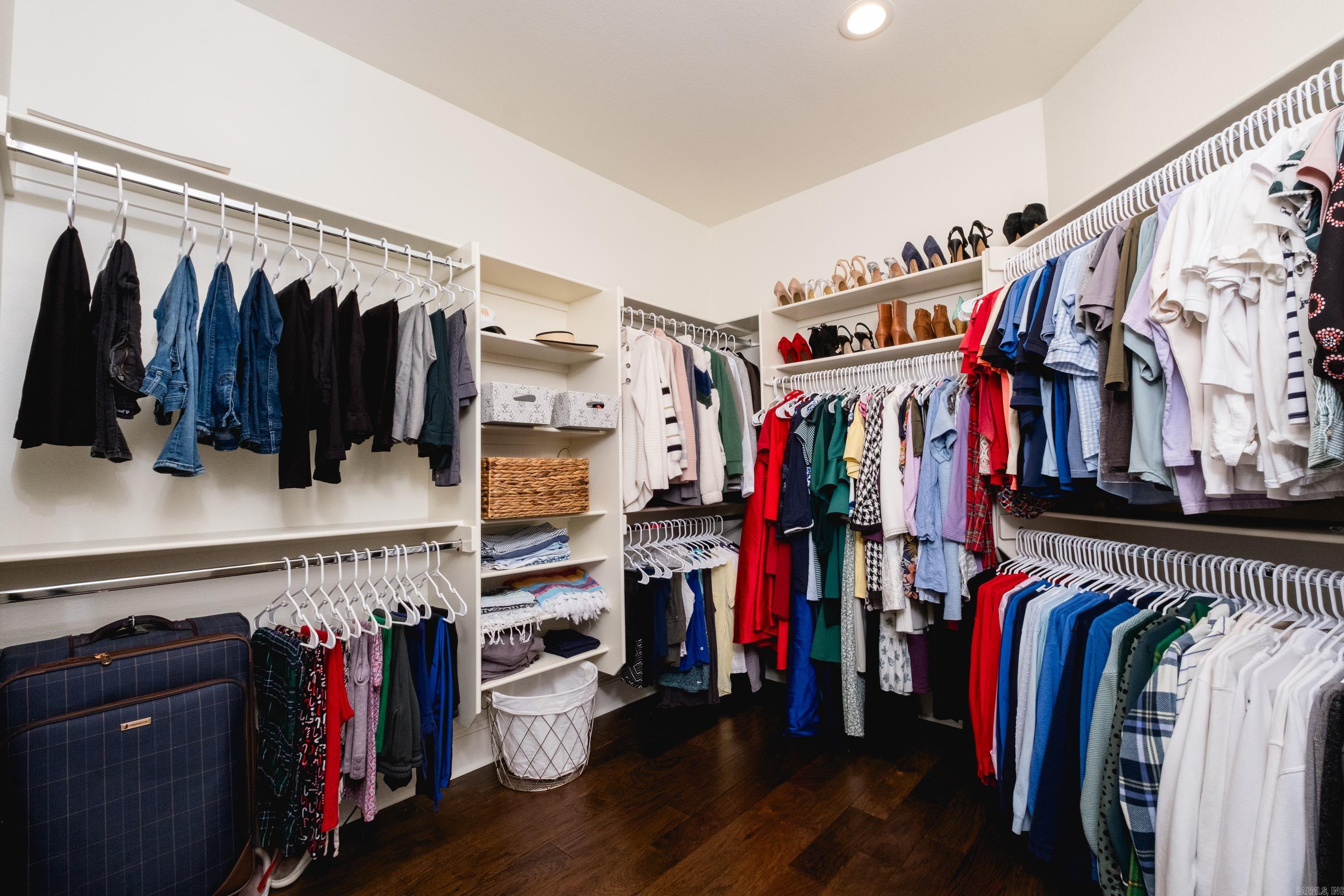 WATERVIEW ESTATES - Residential