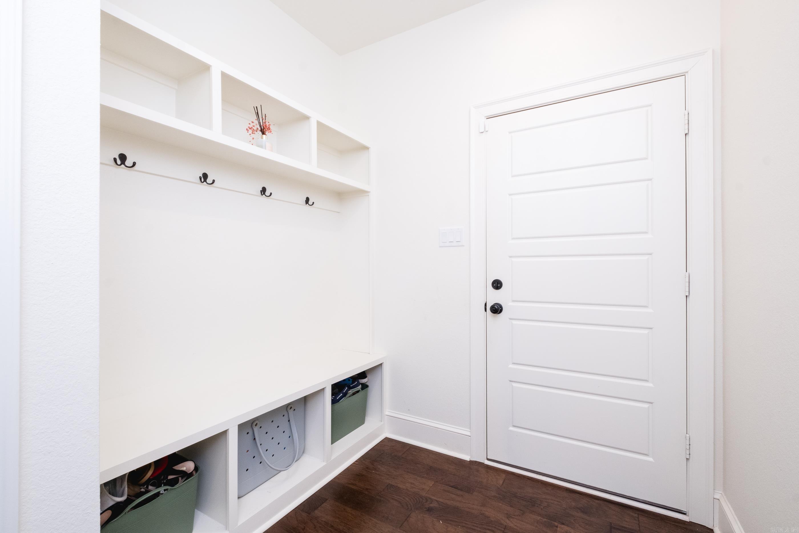 WATERVIEW ESTATES - Residential