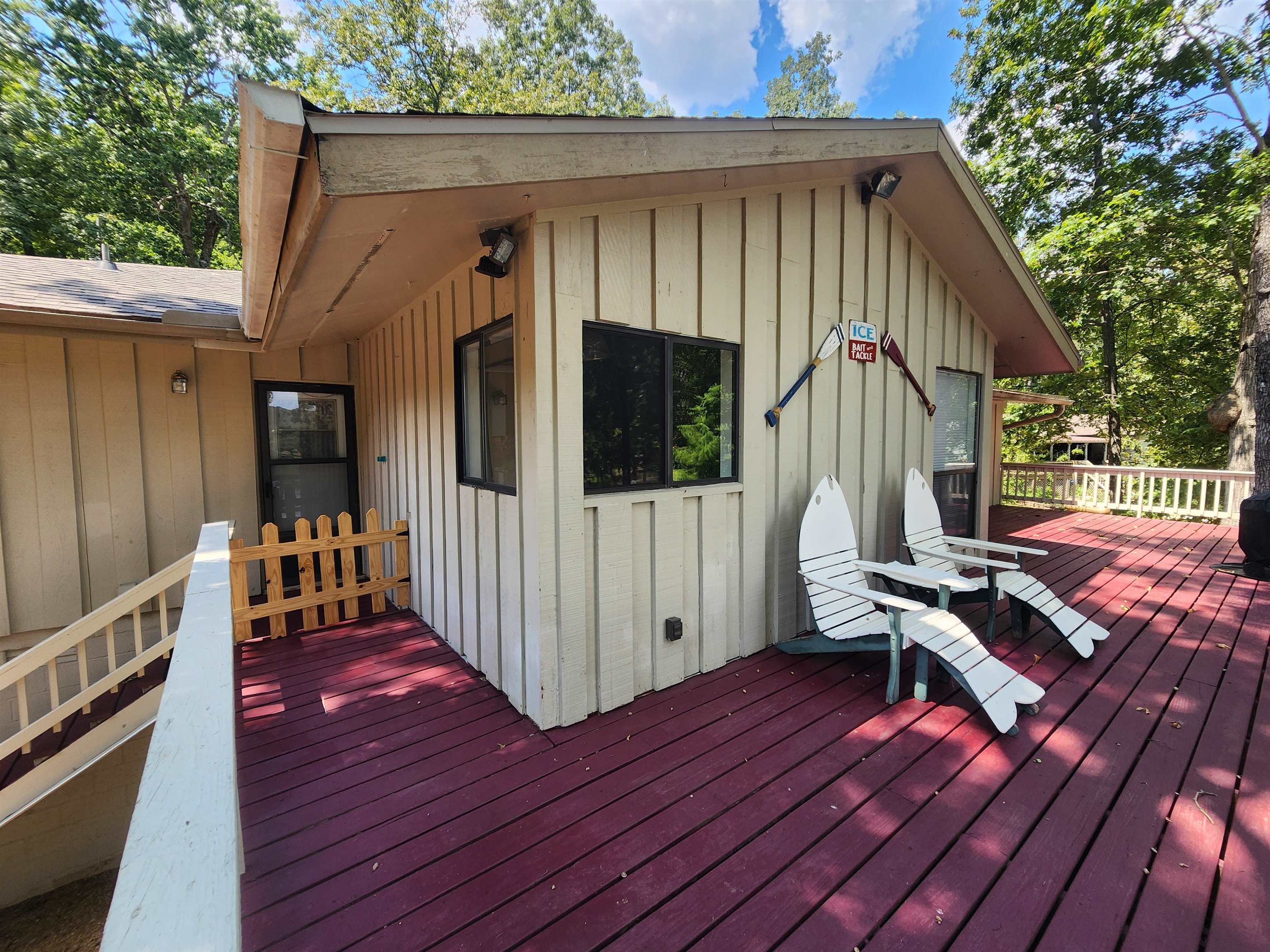 WEST LAKE - Residential