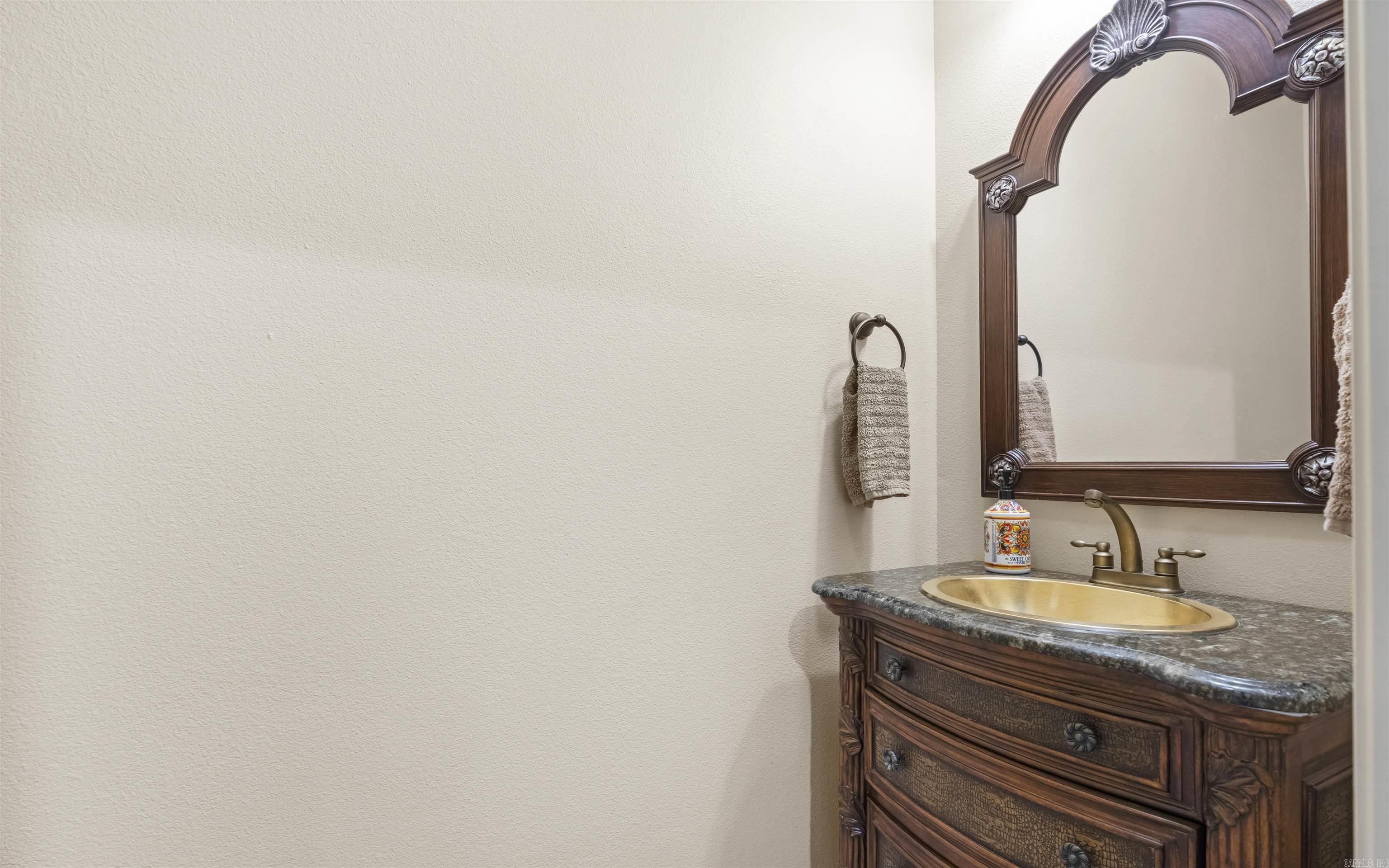 MARIA - Residential