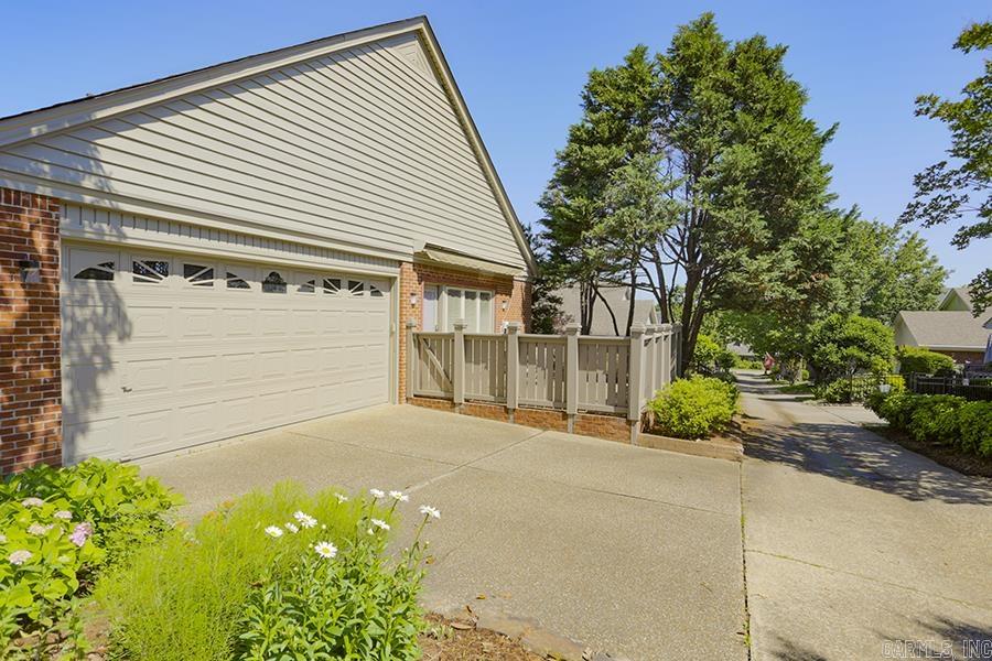 HUNTERS COVE ADDN - Residential