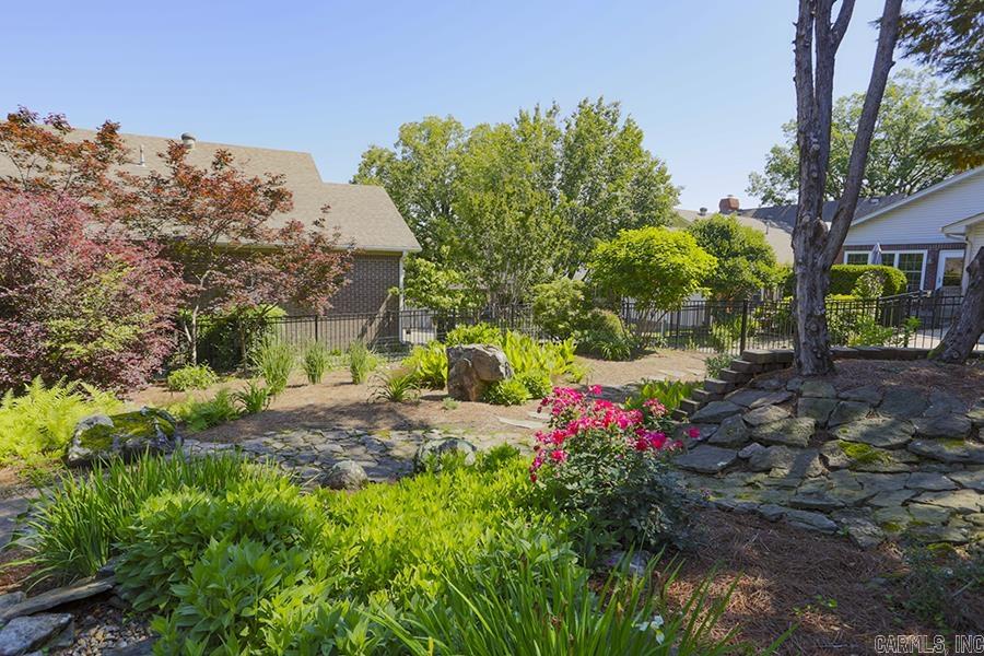 HUNTERS COVE ADDN - Residential