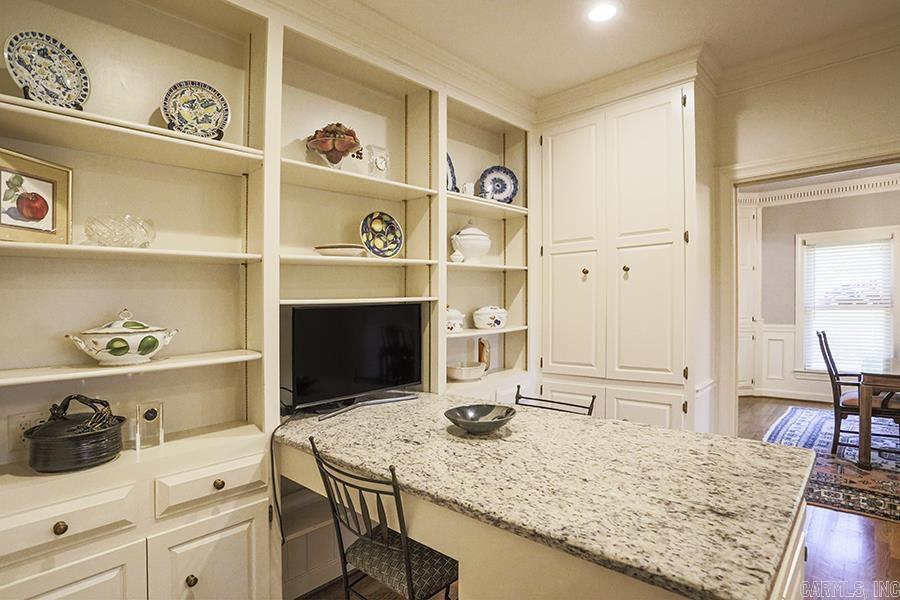 HUNTERS COVE ADDN - Residential