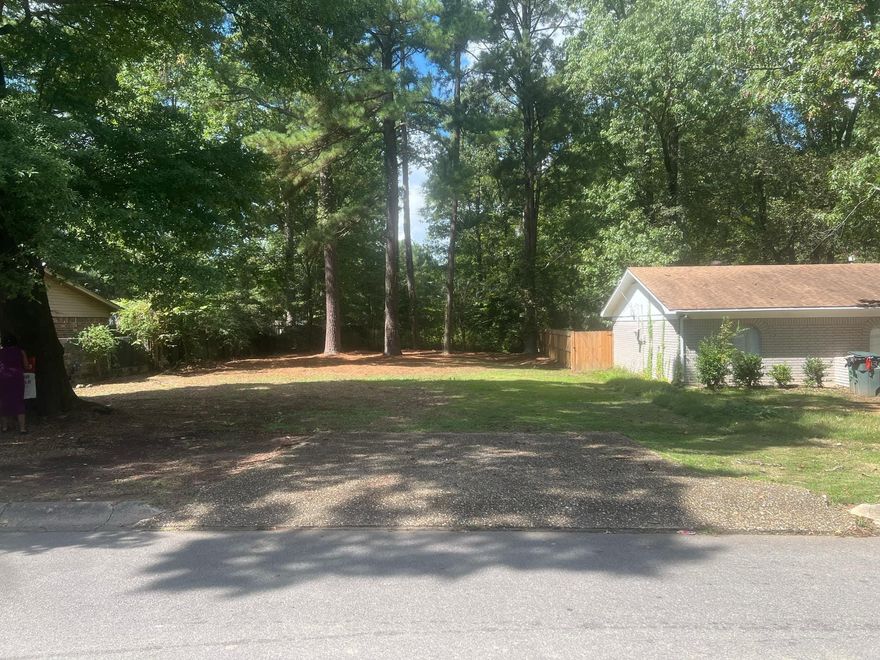 CLEARED, LEVEL LOT WAITING FOR A NEW OWNER! This lot once included a 1,653 sqft two story home with garage. Located near shopping and interstate waiting for your new build. The Listing Broker & Seller assume no responsibility, no guarantees, warranties or representations regarding the accuracy of the property information. Information such as lot size and acreage are gathered from public county data.