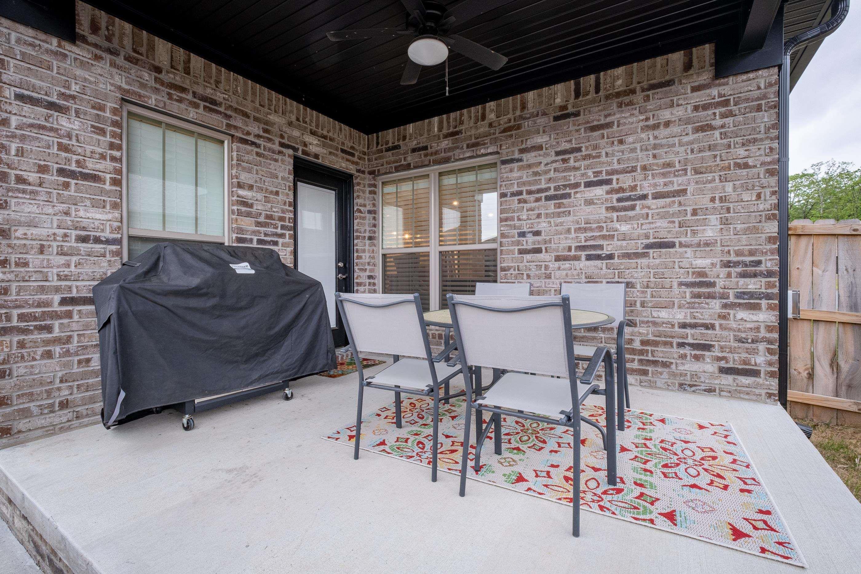 CARNAHAN VILLAGE SUB - Residential