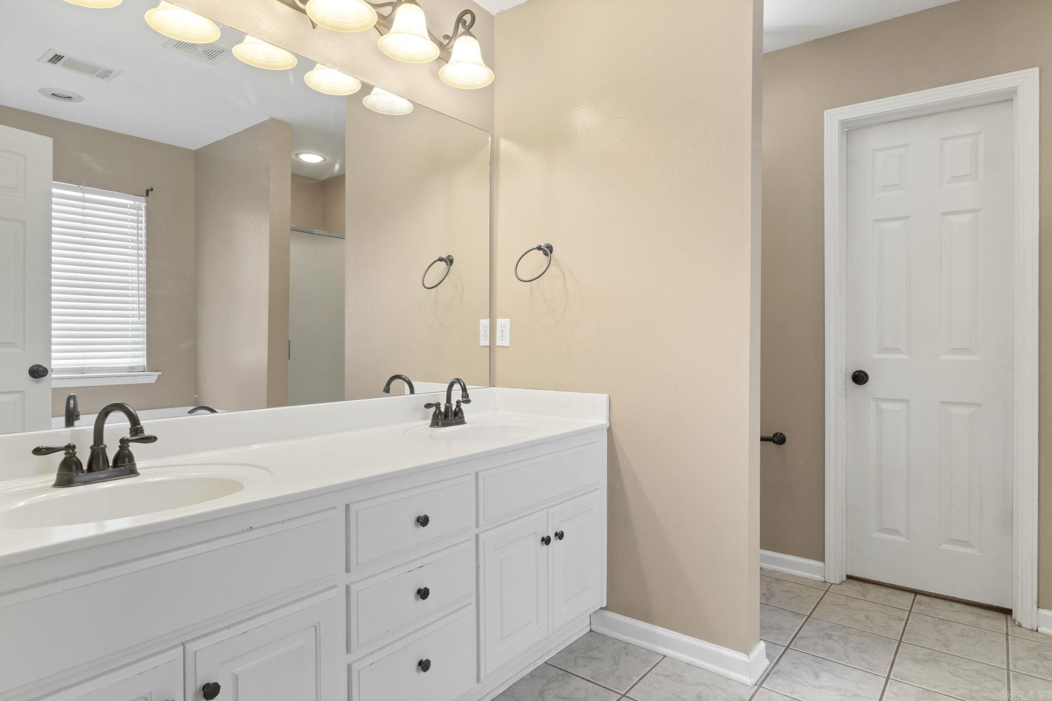 NORTH POINTE ADDN - Residential