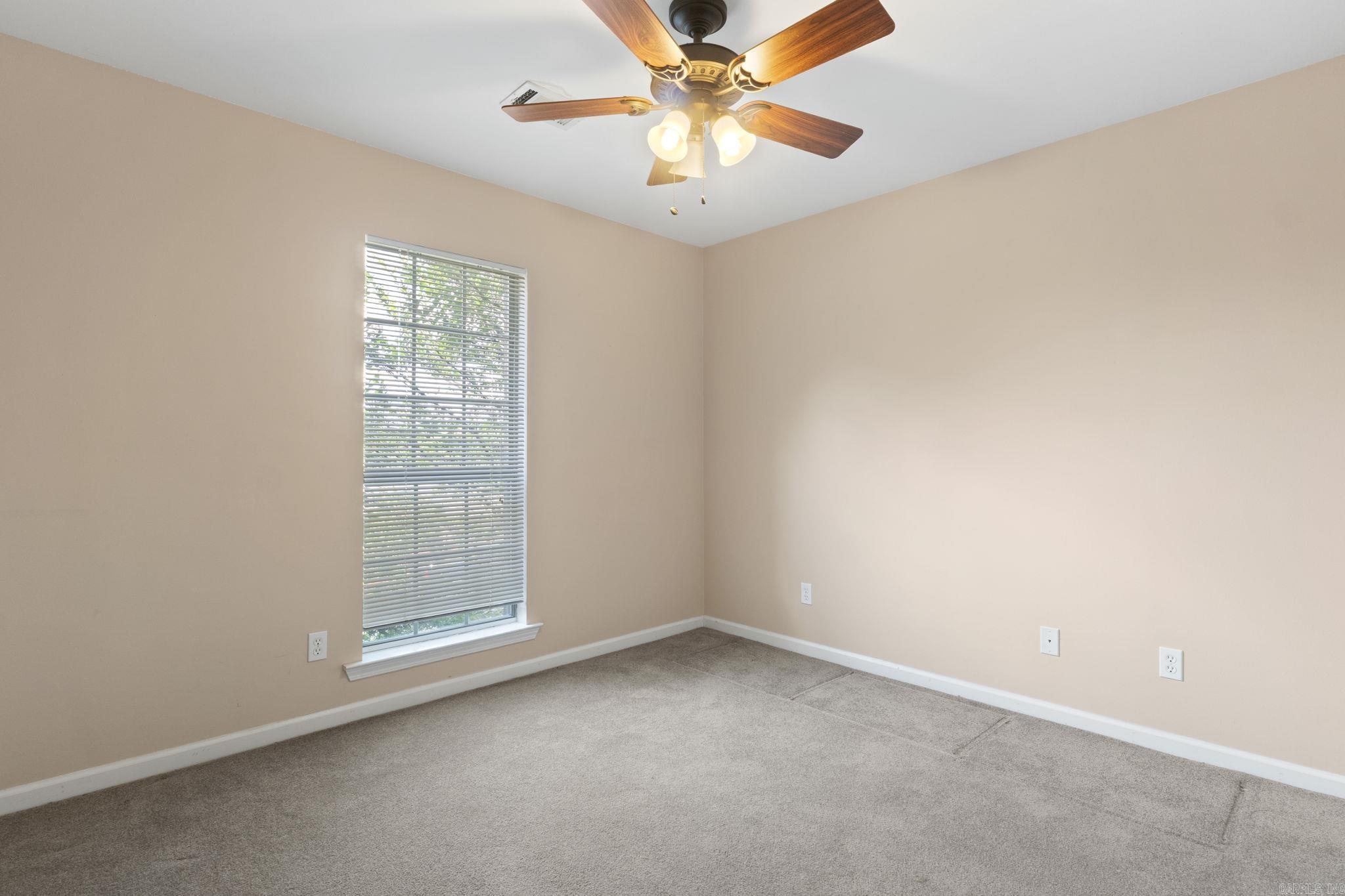 NORTH POINTE ADDN - Residential