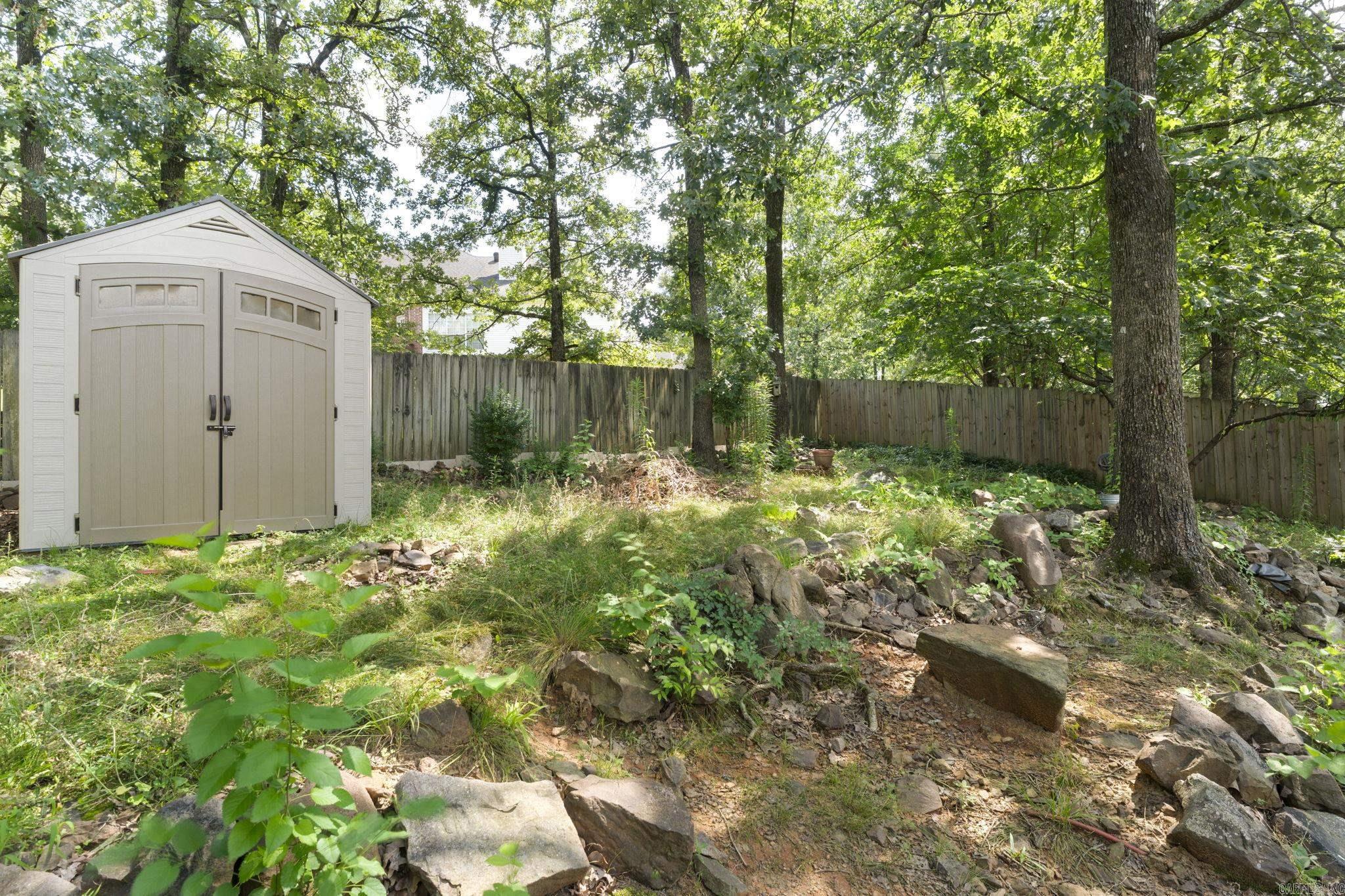 NORTH POINTE ADDN - Residential
