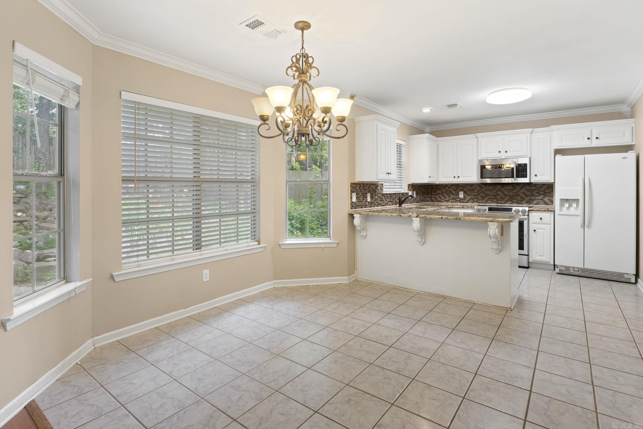 NORTH POINTE ADDN - Residential
