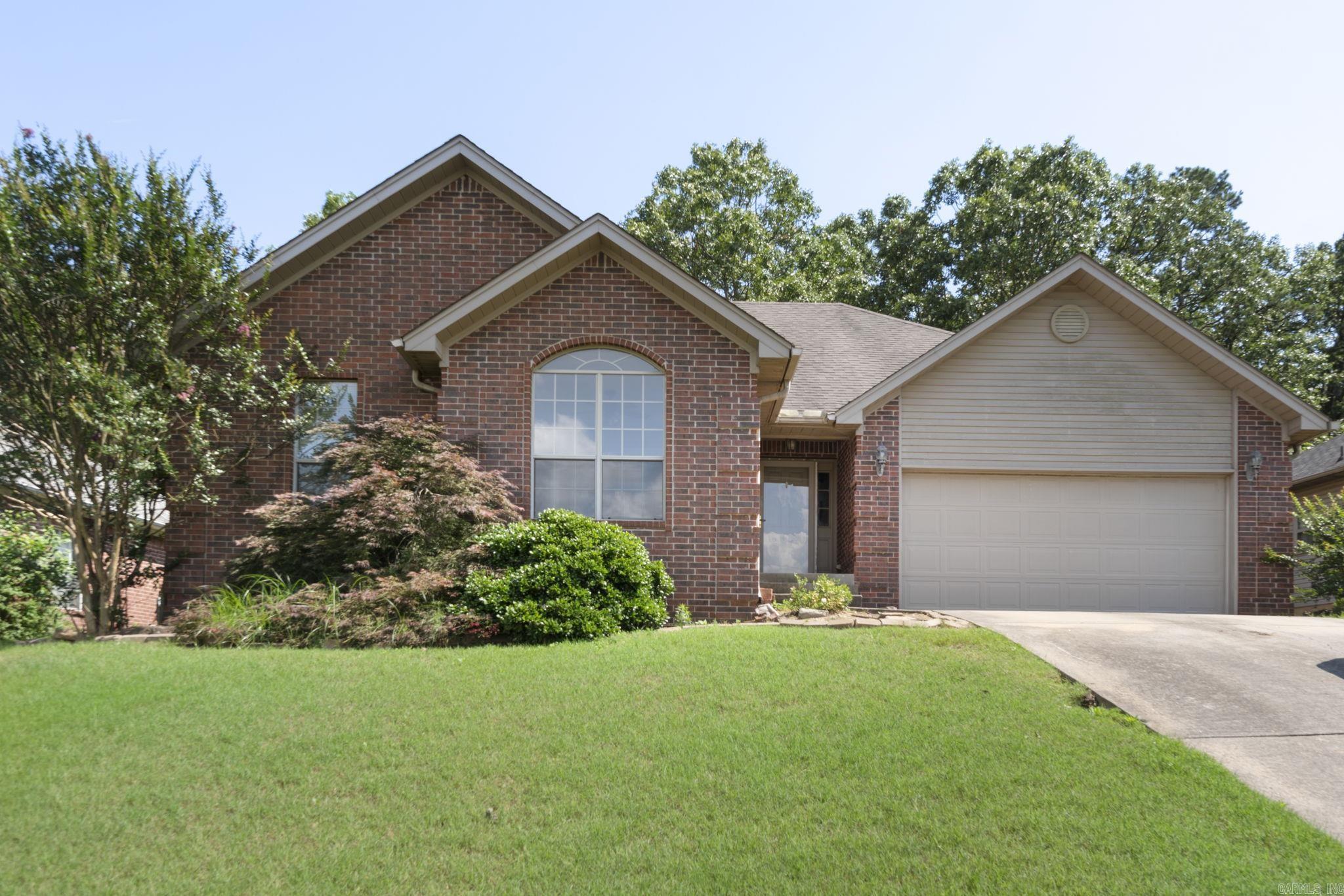Beautiful area of Maumelle! Quiet neighborhood but easy, 5-minute drive to shopping and restaurants. Well maintained home with a BIG living room and a BRIGHT and open kitchen/breakfast room! Granite countertops. Primary bath has a separate tub and step in shower with two sinks. Nice walk-in closet! 2nd bath also has 2 sinks. Lush and inviting backyard! No seller property disclosure.