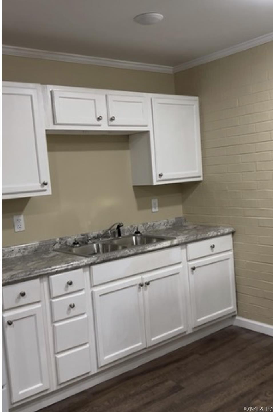 Austin & Taylor - Residential Income