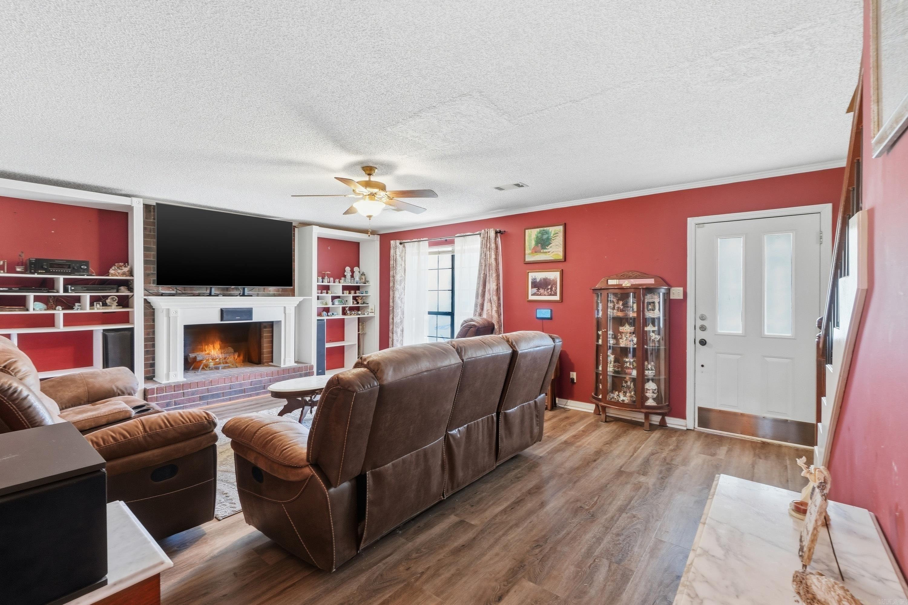 DOGWOOD MEADOWS - Residential