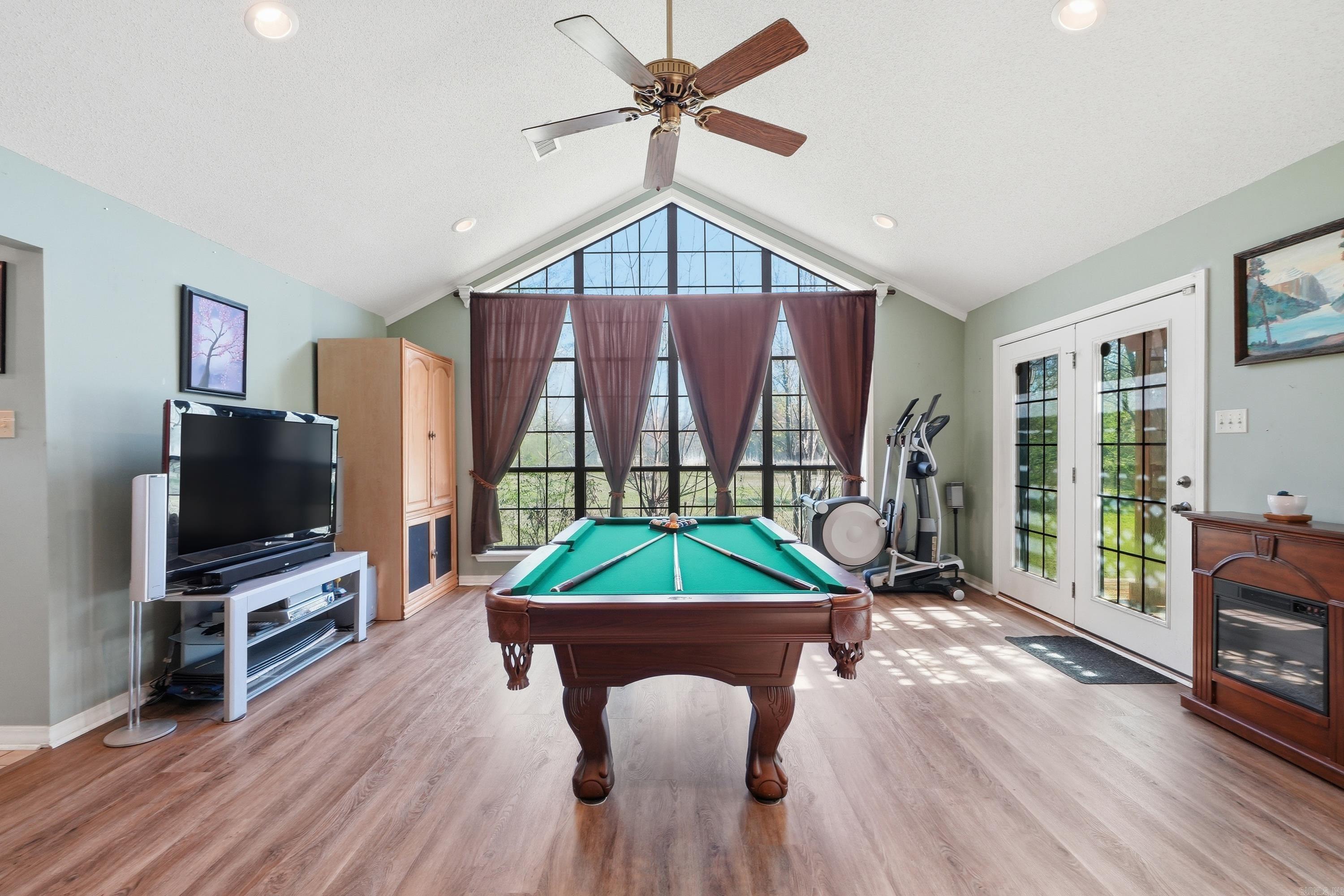 DOGWOOD MEADOWS - Residential