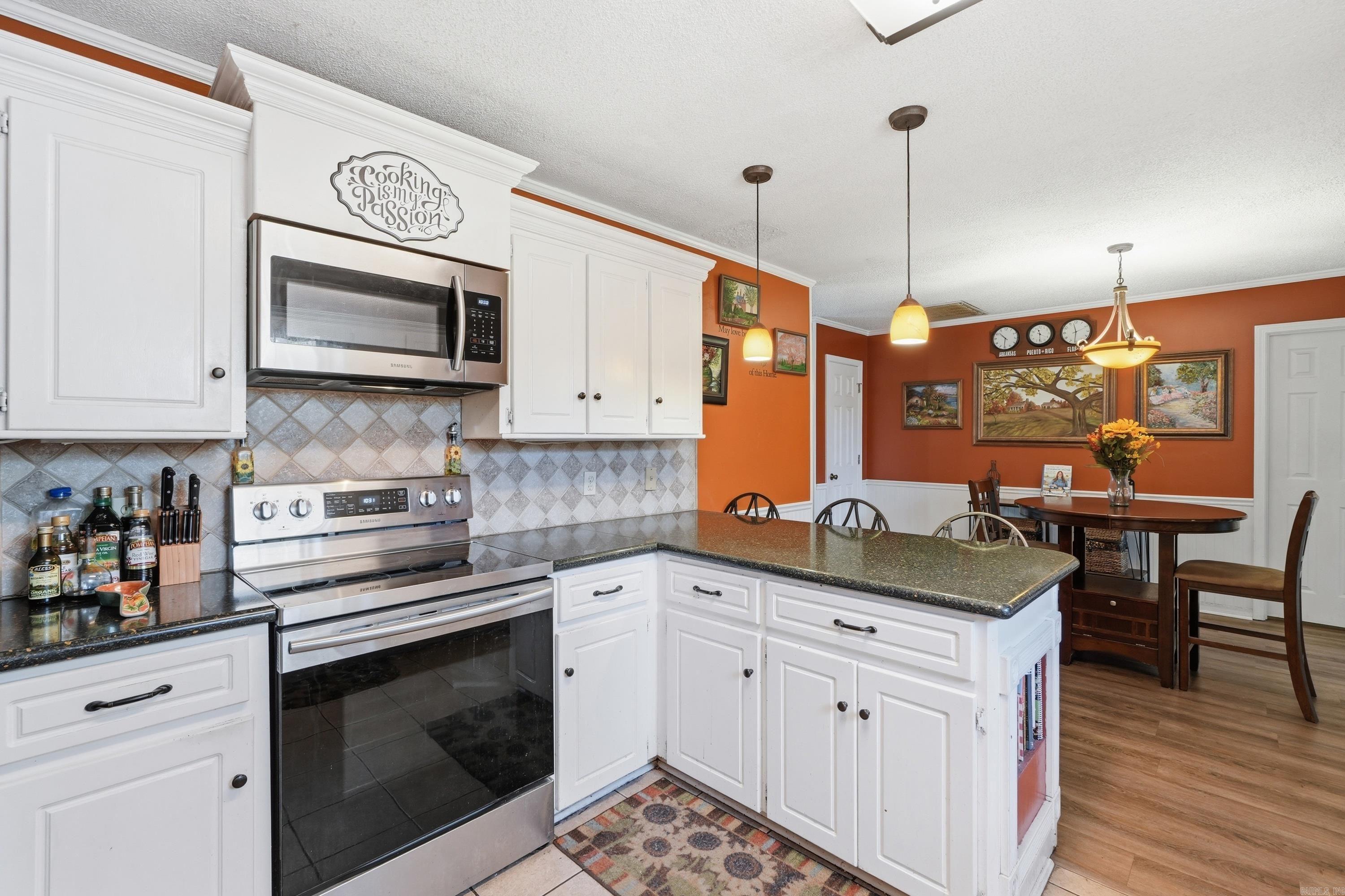 DOGWOOD MEADOWS - Residential