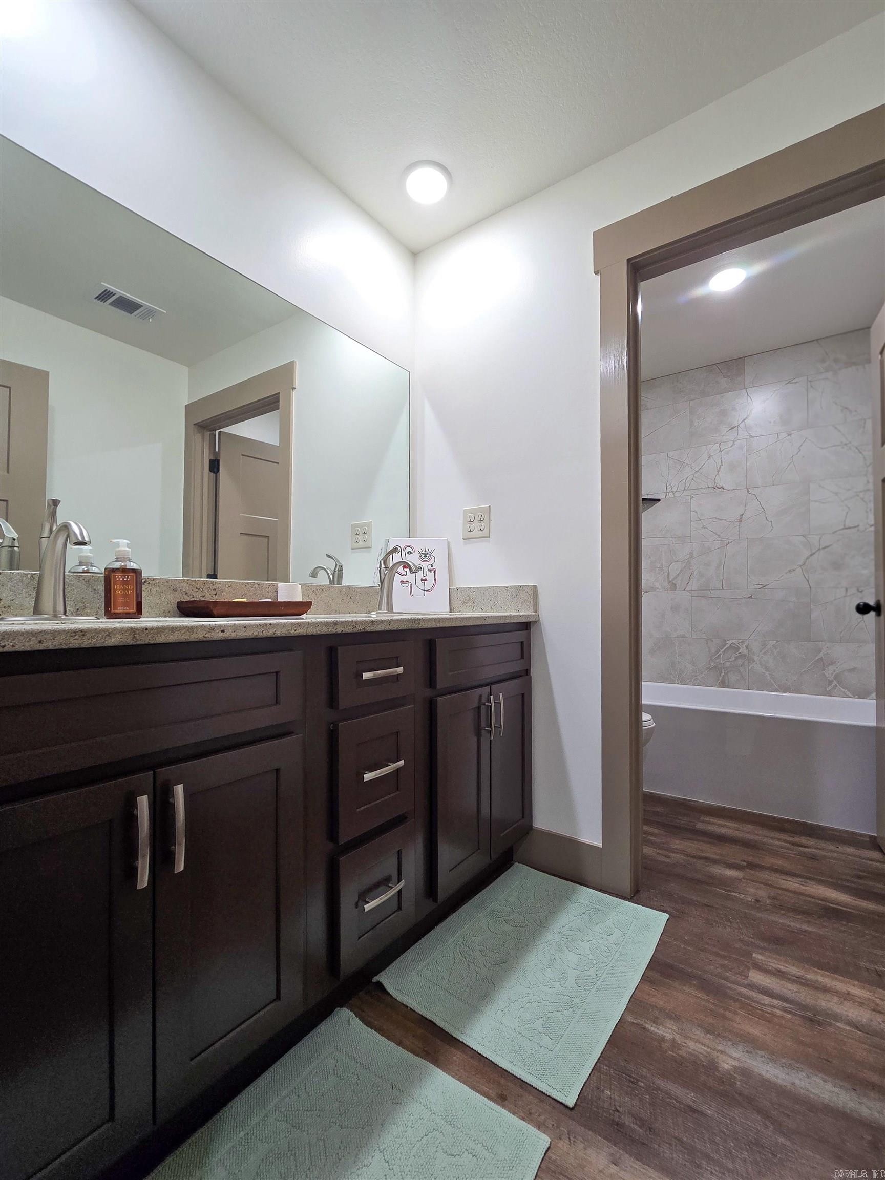 E Ritter - Residential