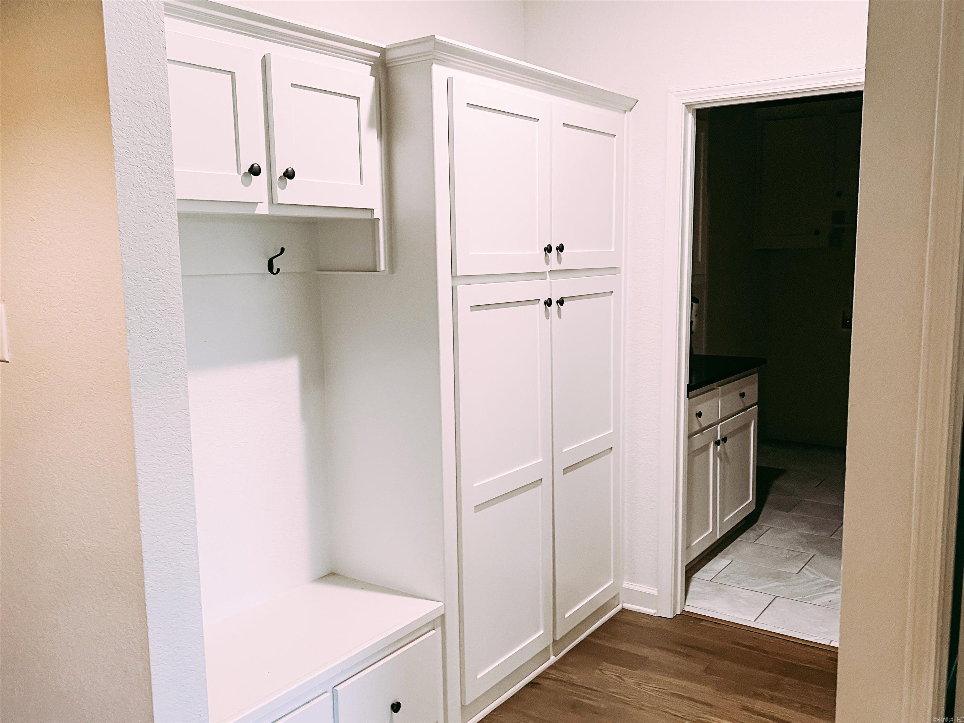 SHADOW CREEK - Residential