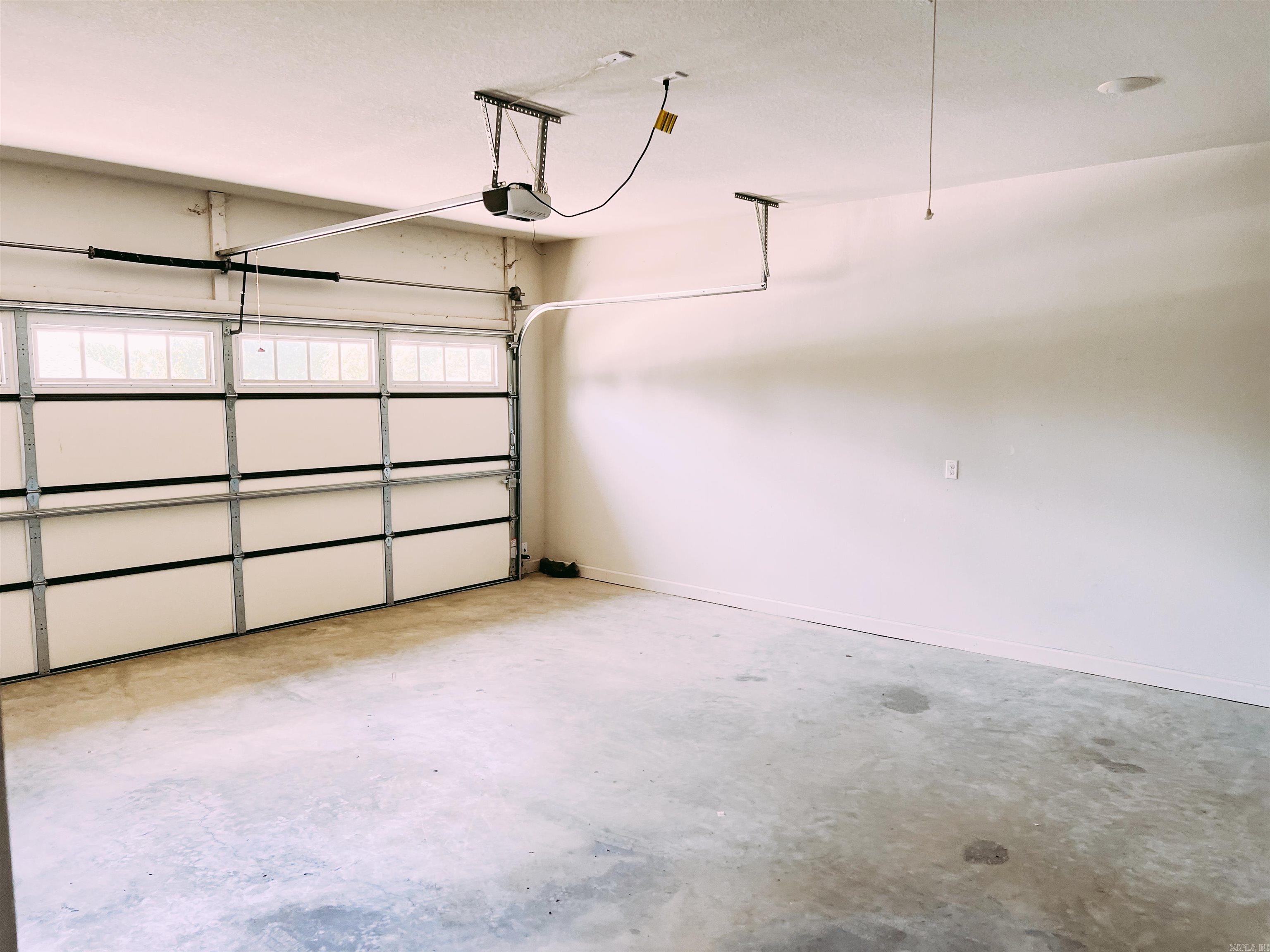 SHADOW CREEK - Residential