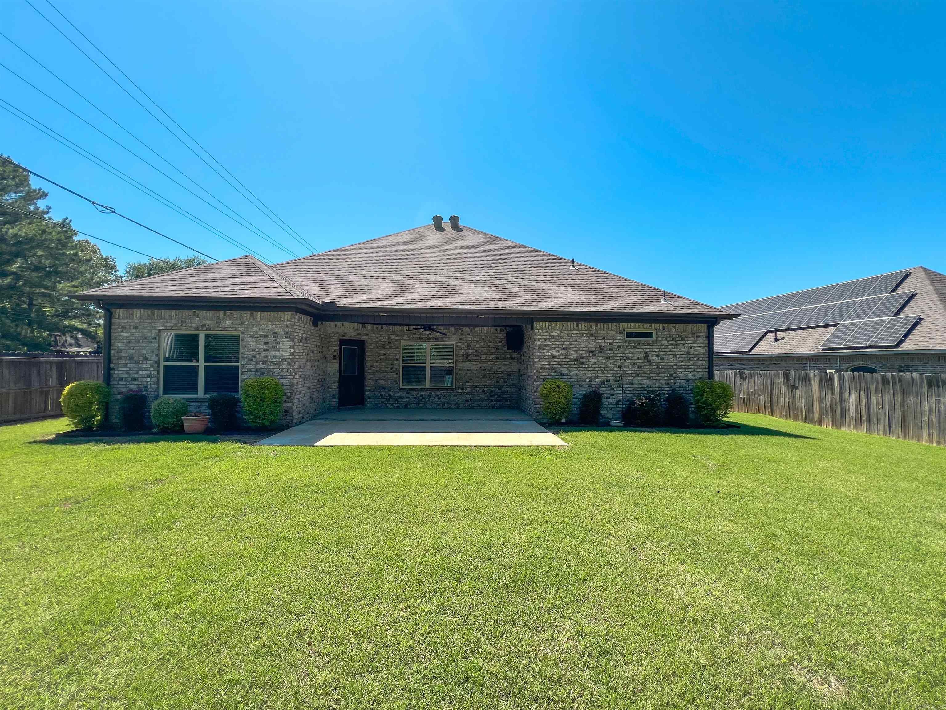 SHADOW CREEK - Residential