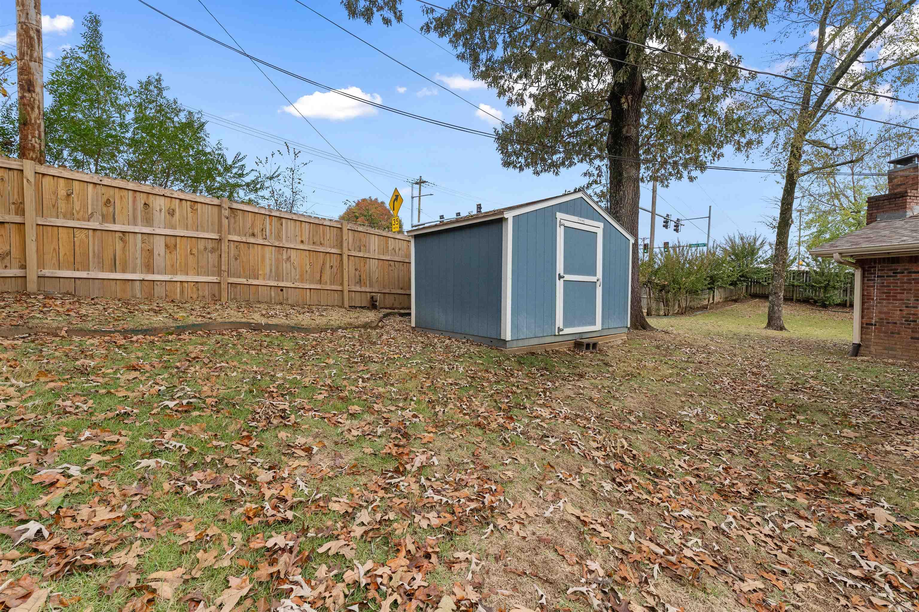 INDIAN HILLS - Residential