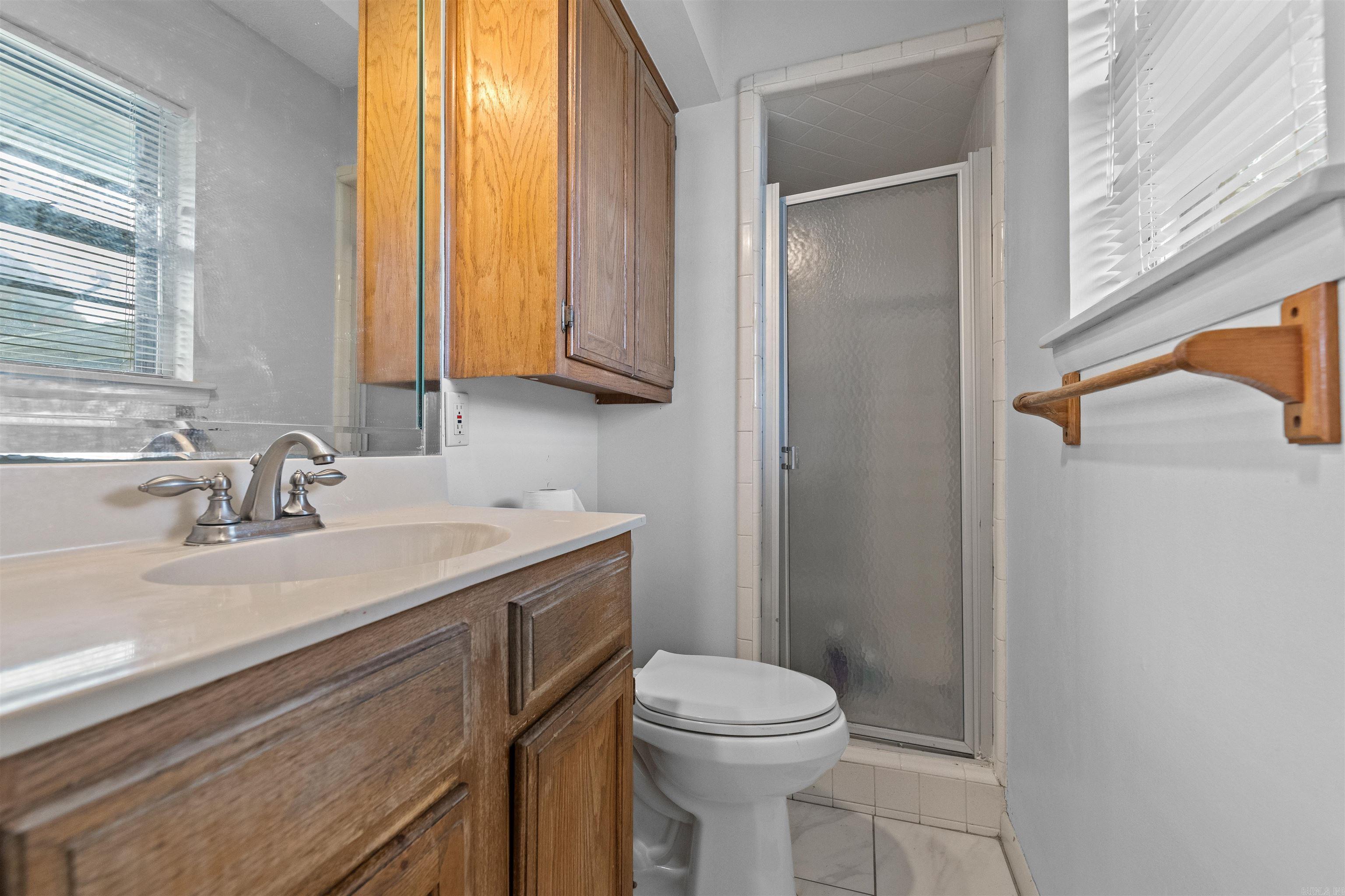 INDIAN HILLS - Residential