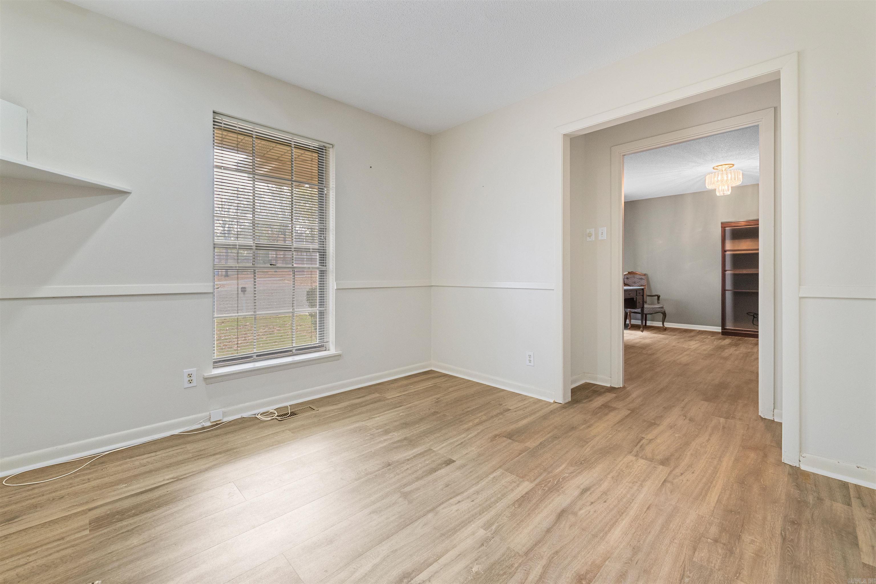 INDIAN HILLS - Residential