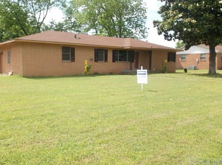 SOLD AS IS This house sit on a huge corner lot all brick and close to I-440 this house offer 3 Large Bed rms, 2 Baths, a Huge Kitchen, and Large Great room, there is also a Work Shop w/ garage house just need a little TLC don' let this one get by you.   Approval letter or proof of funds, & Earnest Money you will need.