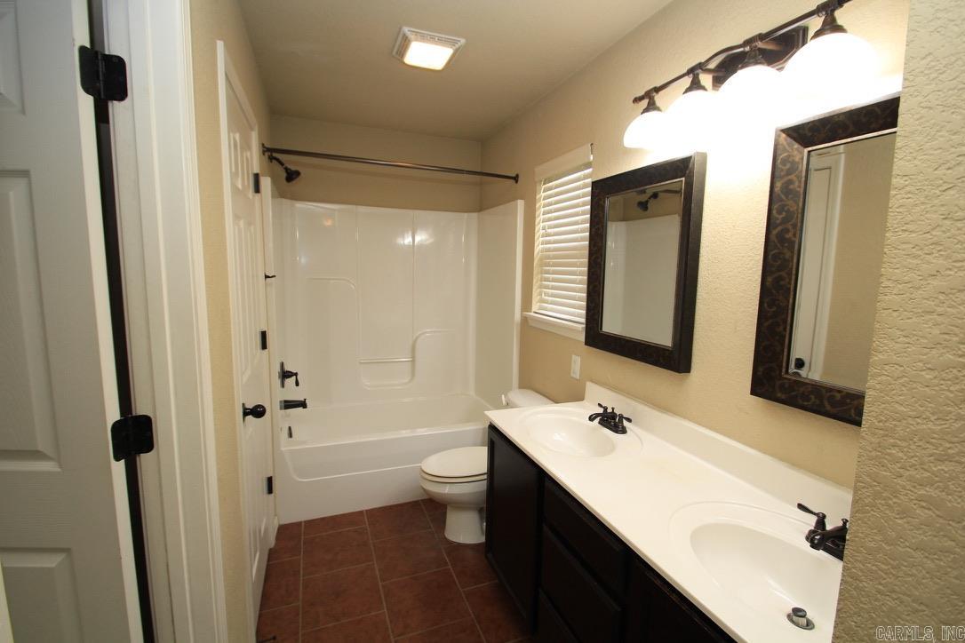 FAULKNER CROSSING - Residential