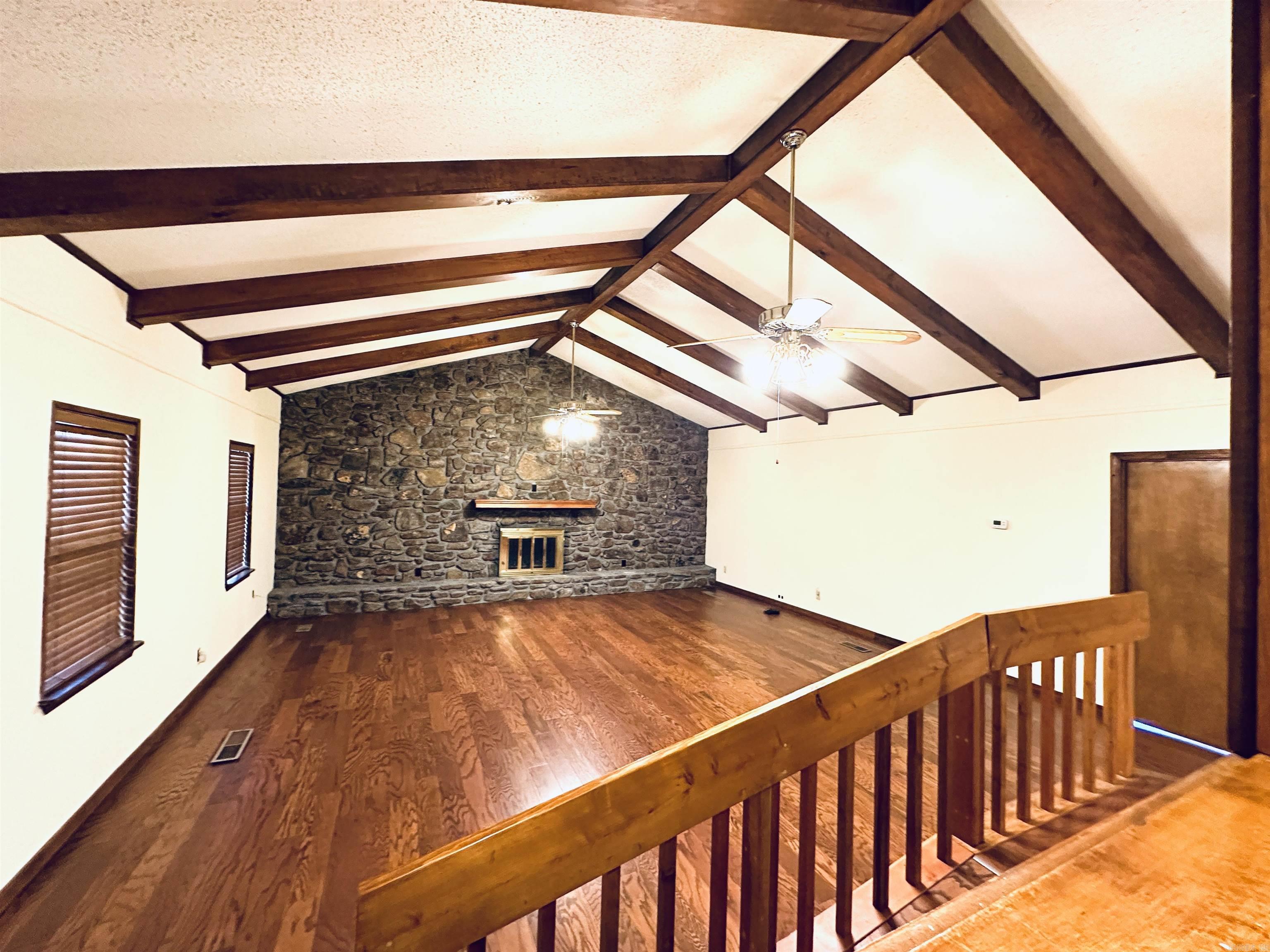 PIKE VIEW - Residential