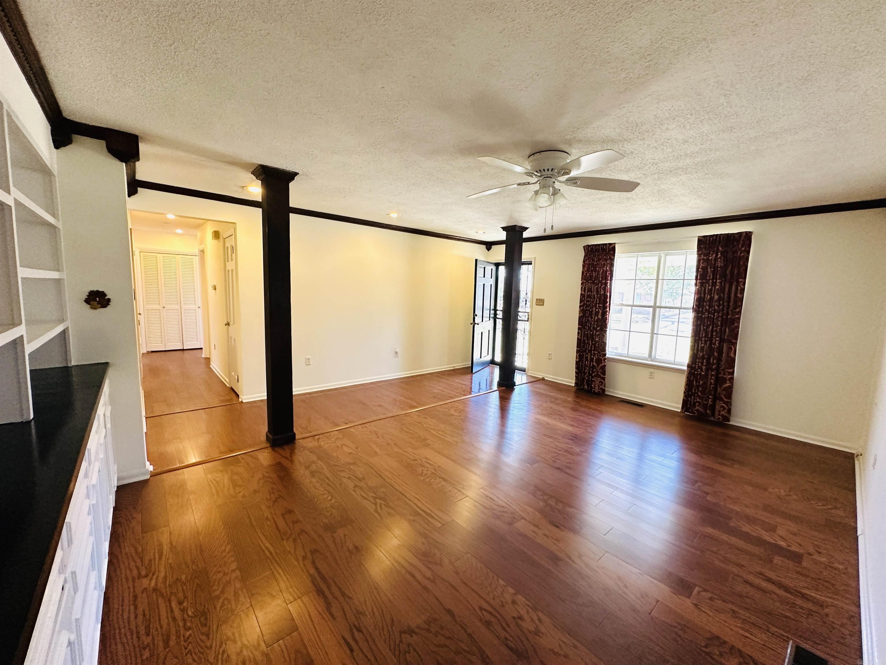 PIKE VIEW - Residential