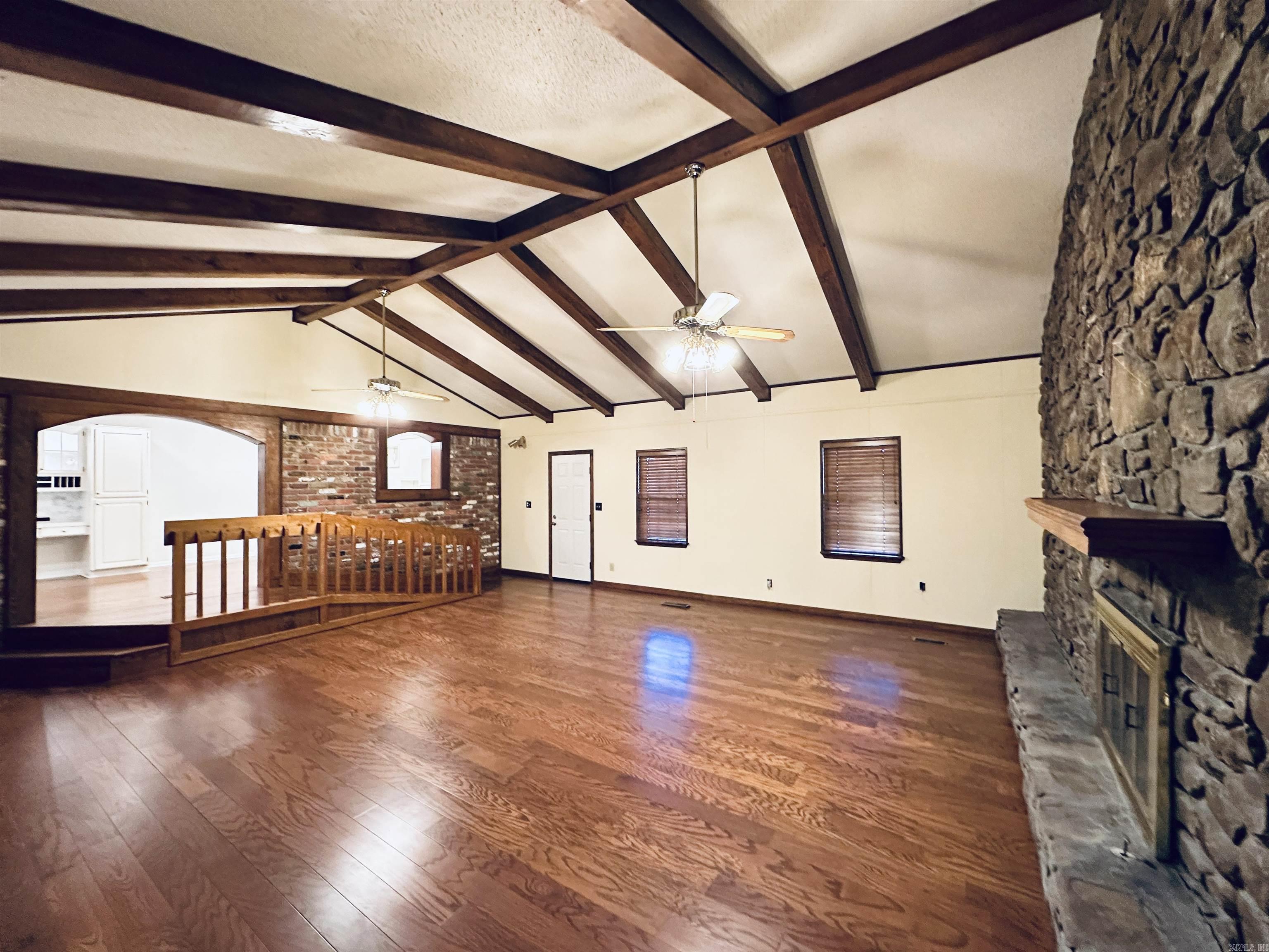 PIKE VIEW - Residential