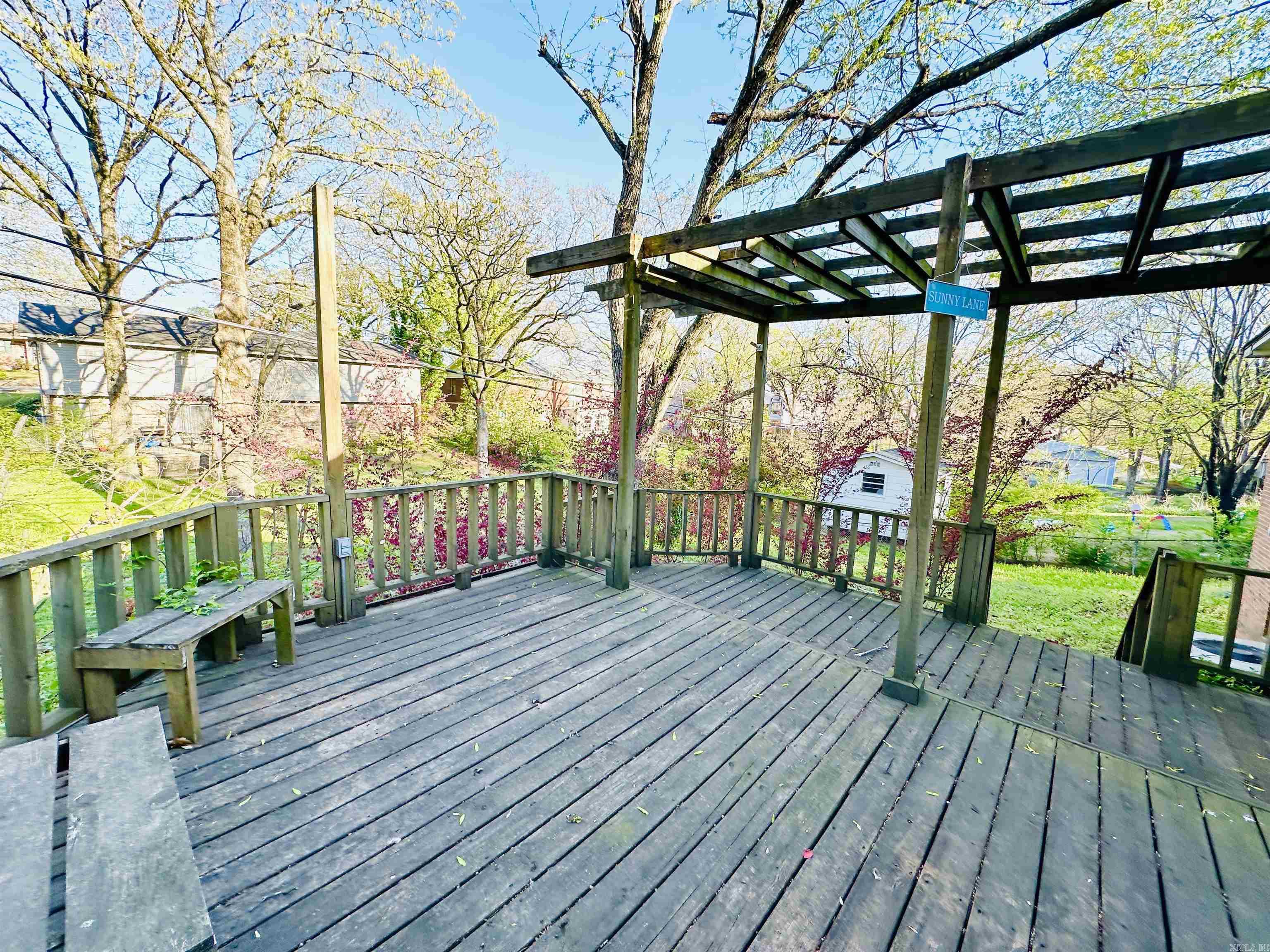 PIKE VIEW - Residential