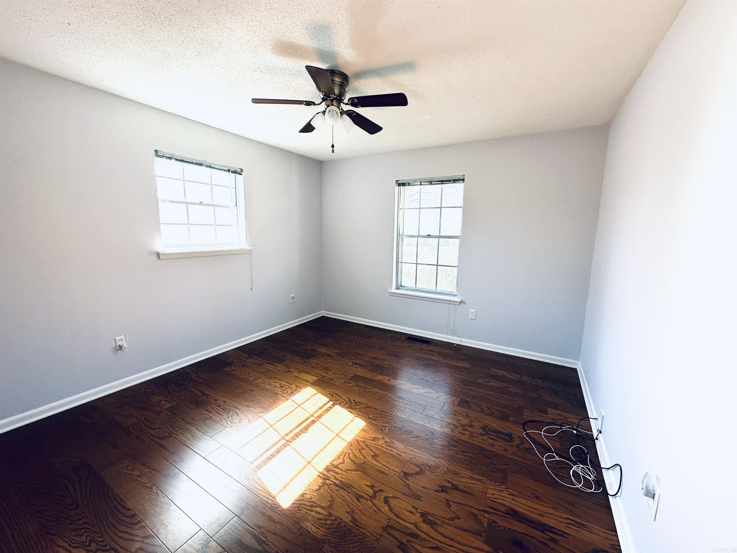 PIKE VIEW - Residential