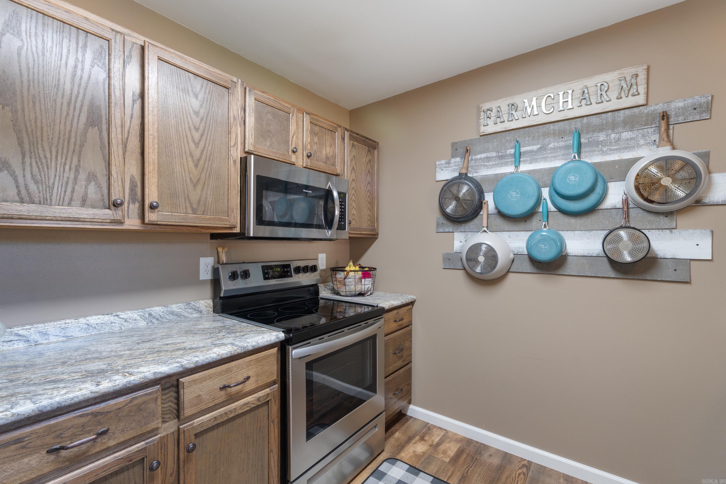 CEDAR CREST - Residential