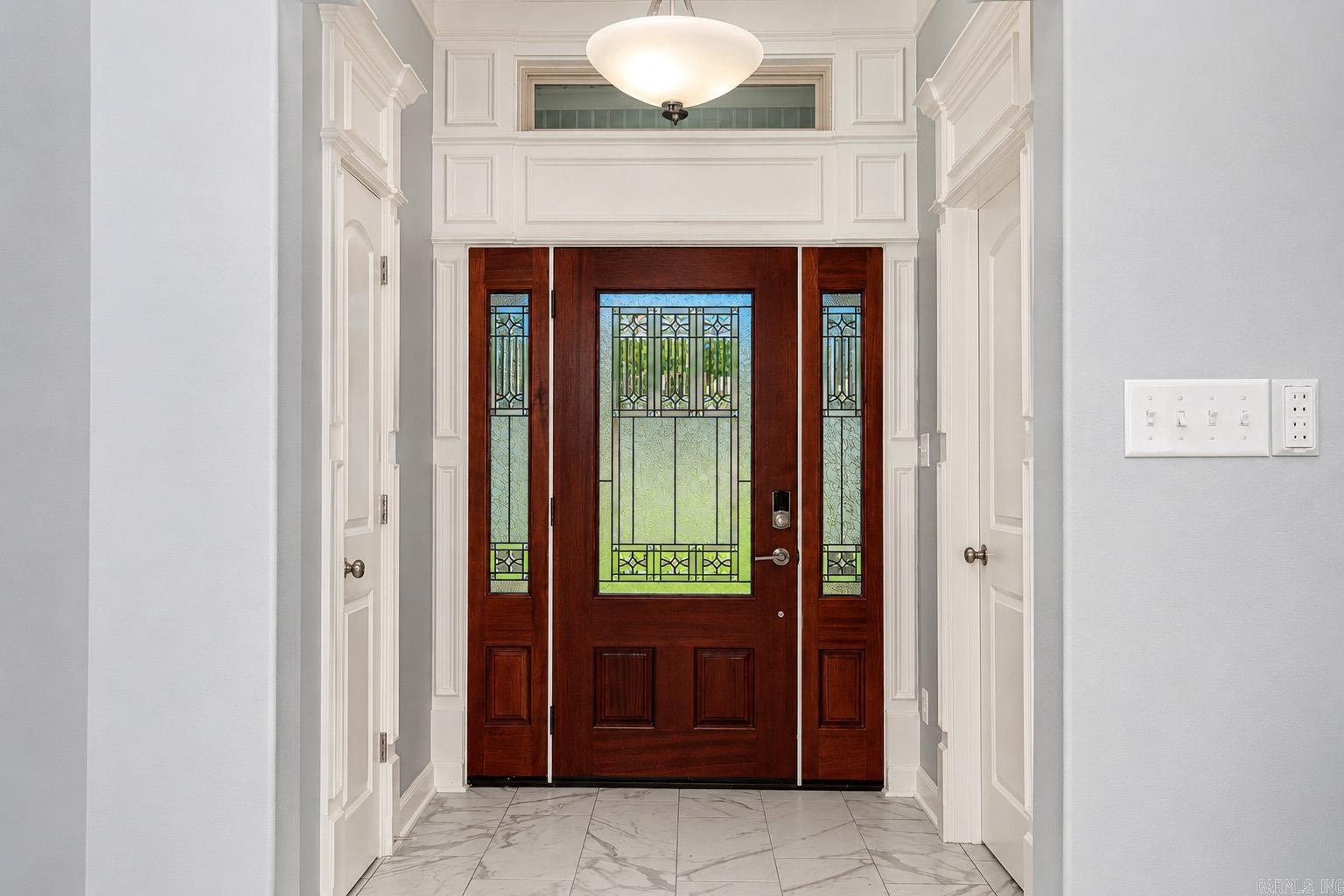 DANIELS OAKS - Residential