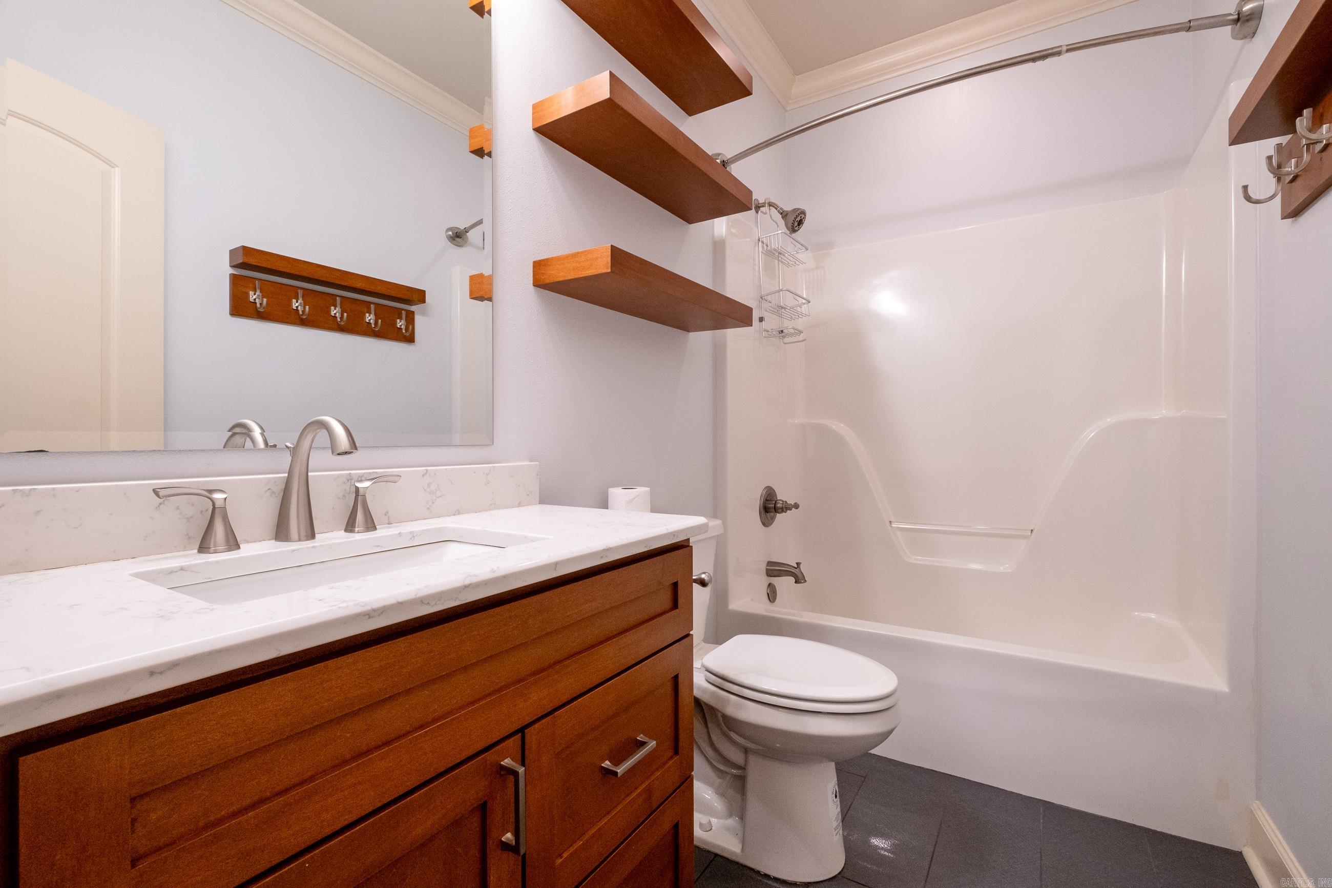 WOODLANDS EDGE - Residential