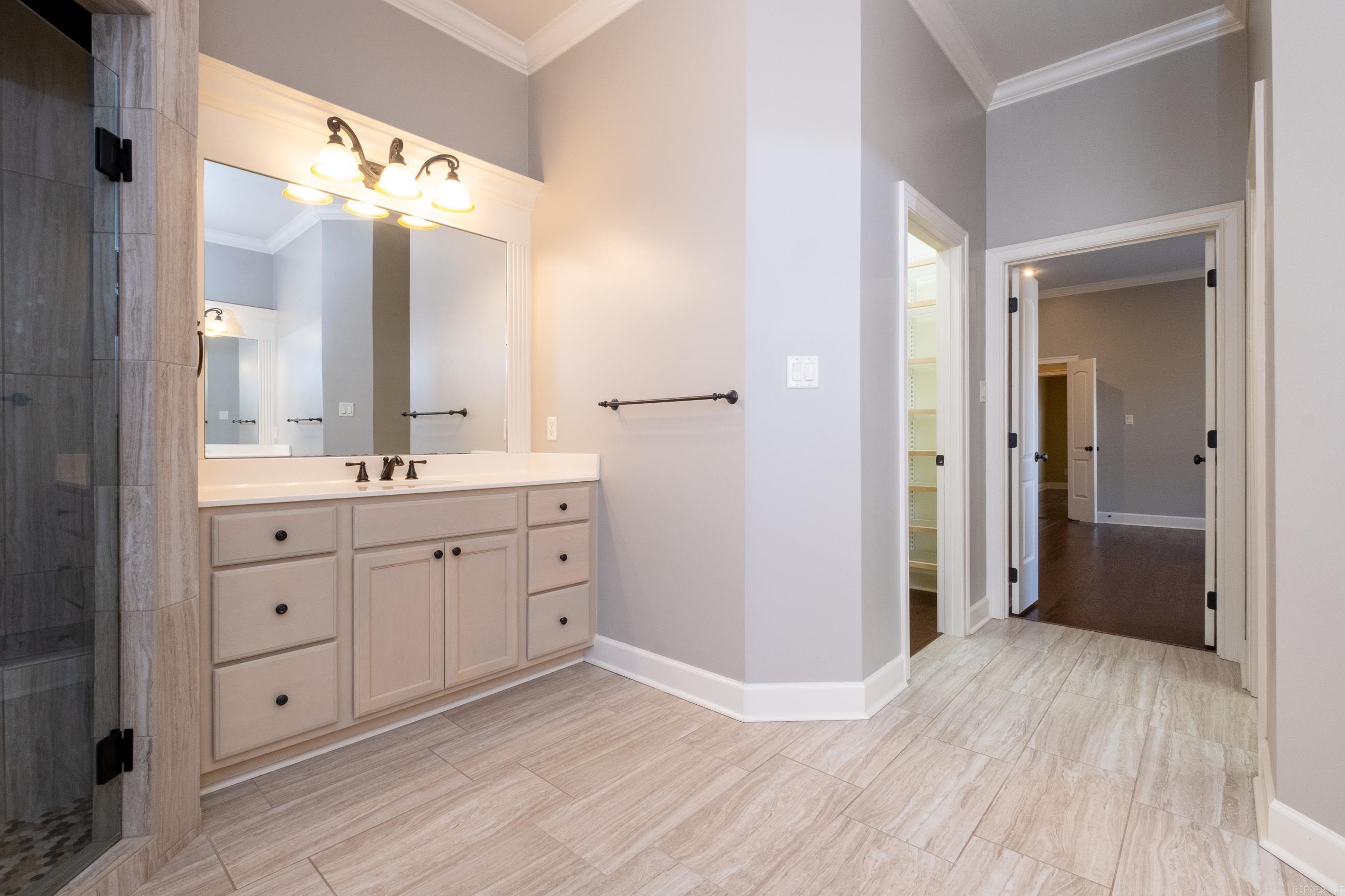 WOODLANDS EDGE - Residential