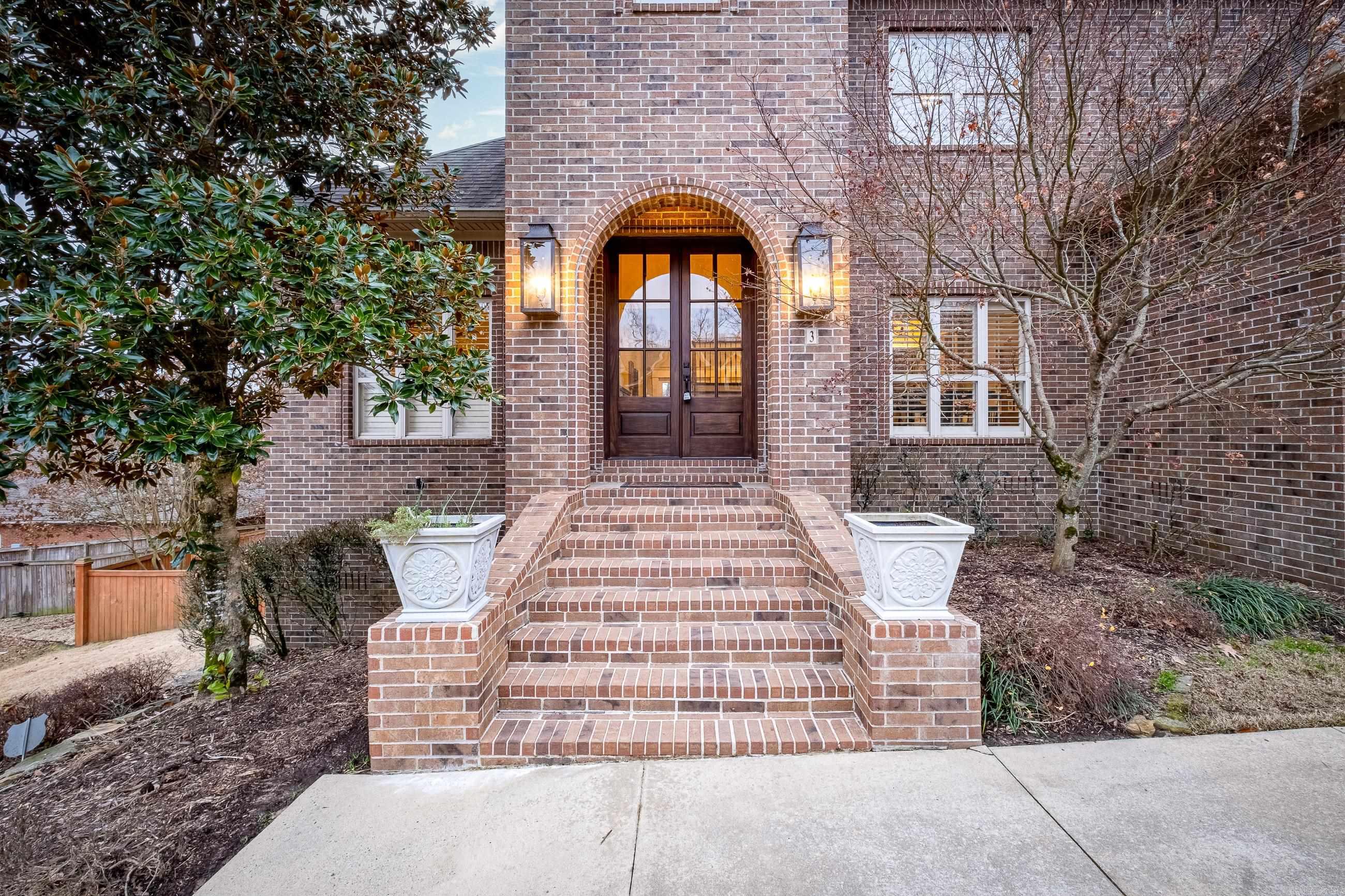 WOODLANDS EDGE - Residential