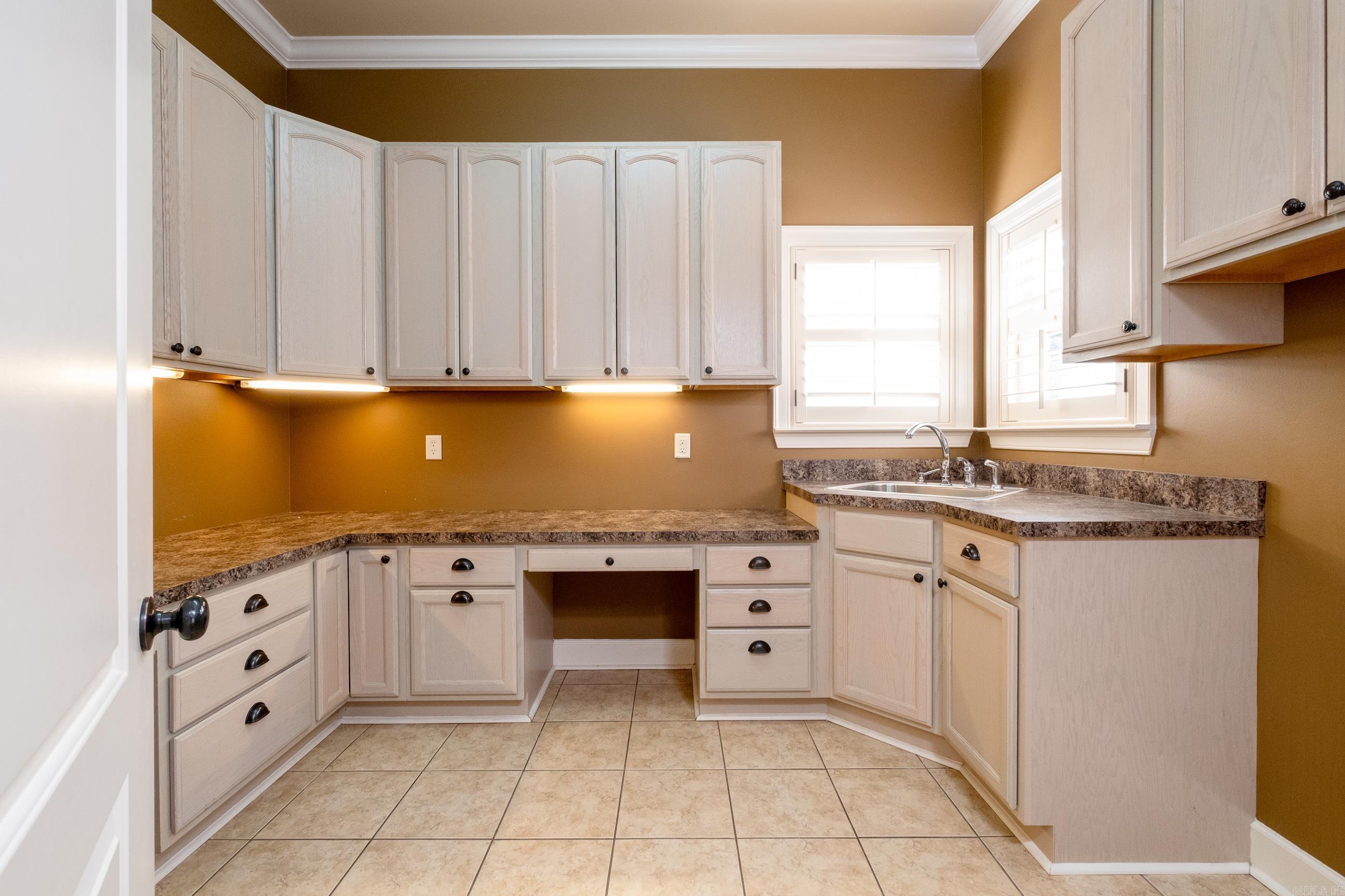 WOODLANDS EDGE - Residential