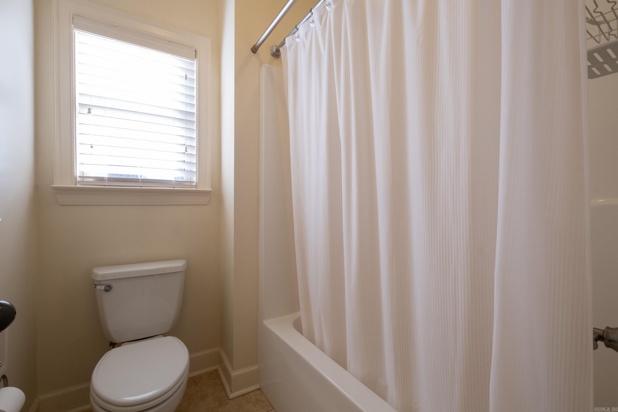 WOODLANDS EDGE - Residential