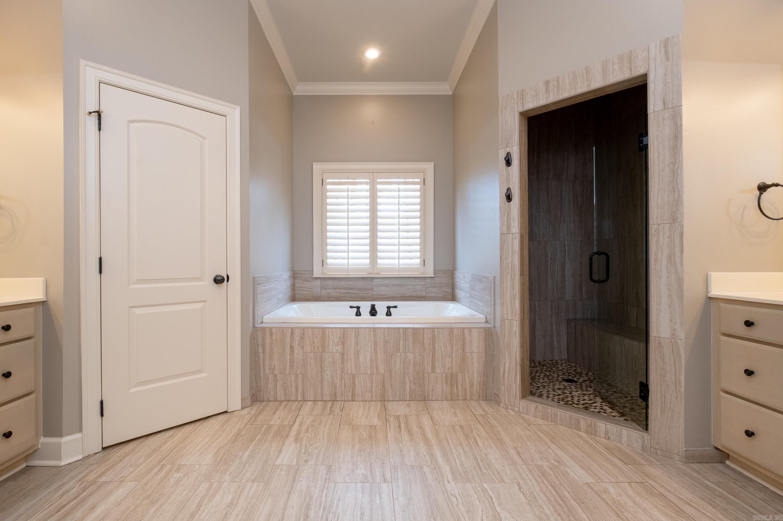 WOODLANDS EDGE - Residential