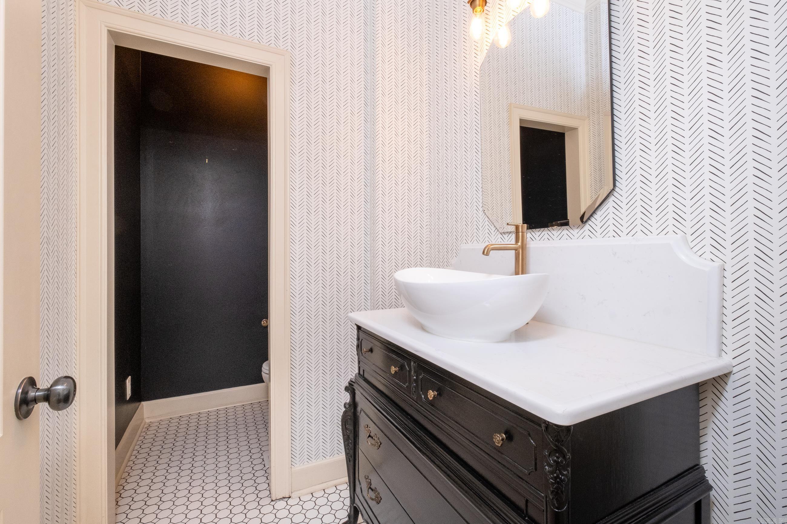 WOODLANDS EDGE - Residential